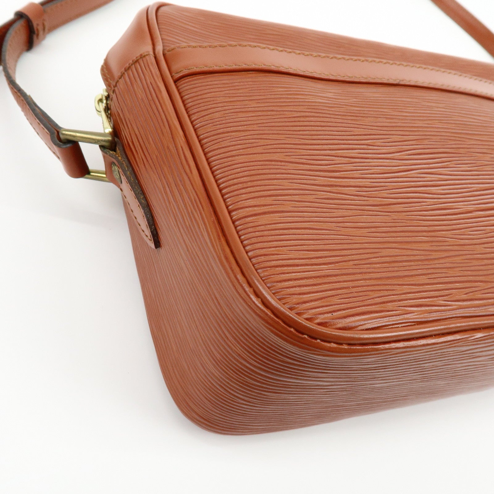 Louis Vuitton Epi Trocadero 27 Shoulder Bag Kenya Brown M52303