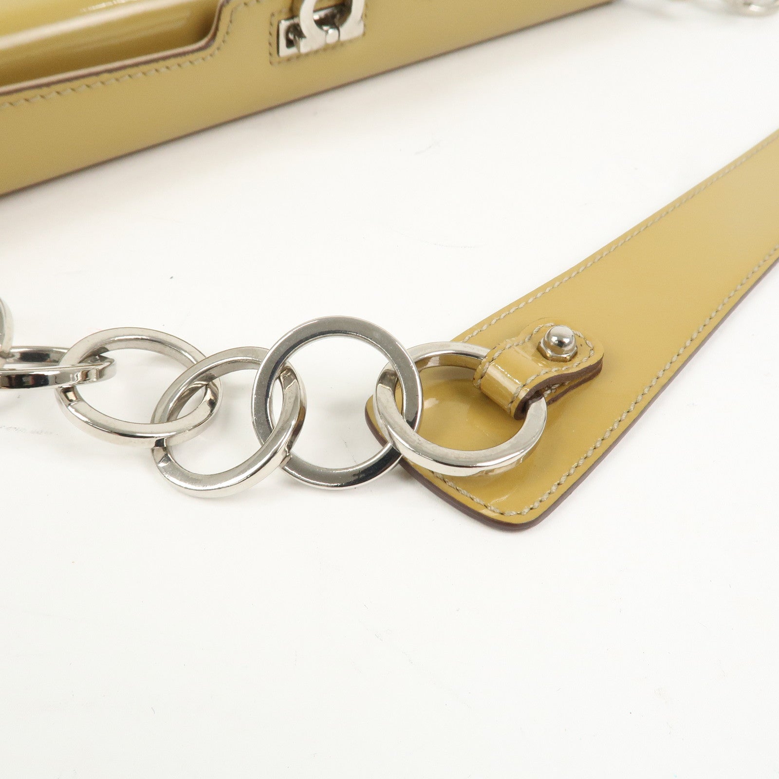 Ferragamo Gancini Patent Leather Chain Shoulder Bag Hand Bag Beige