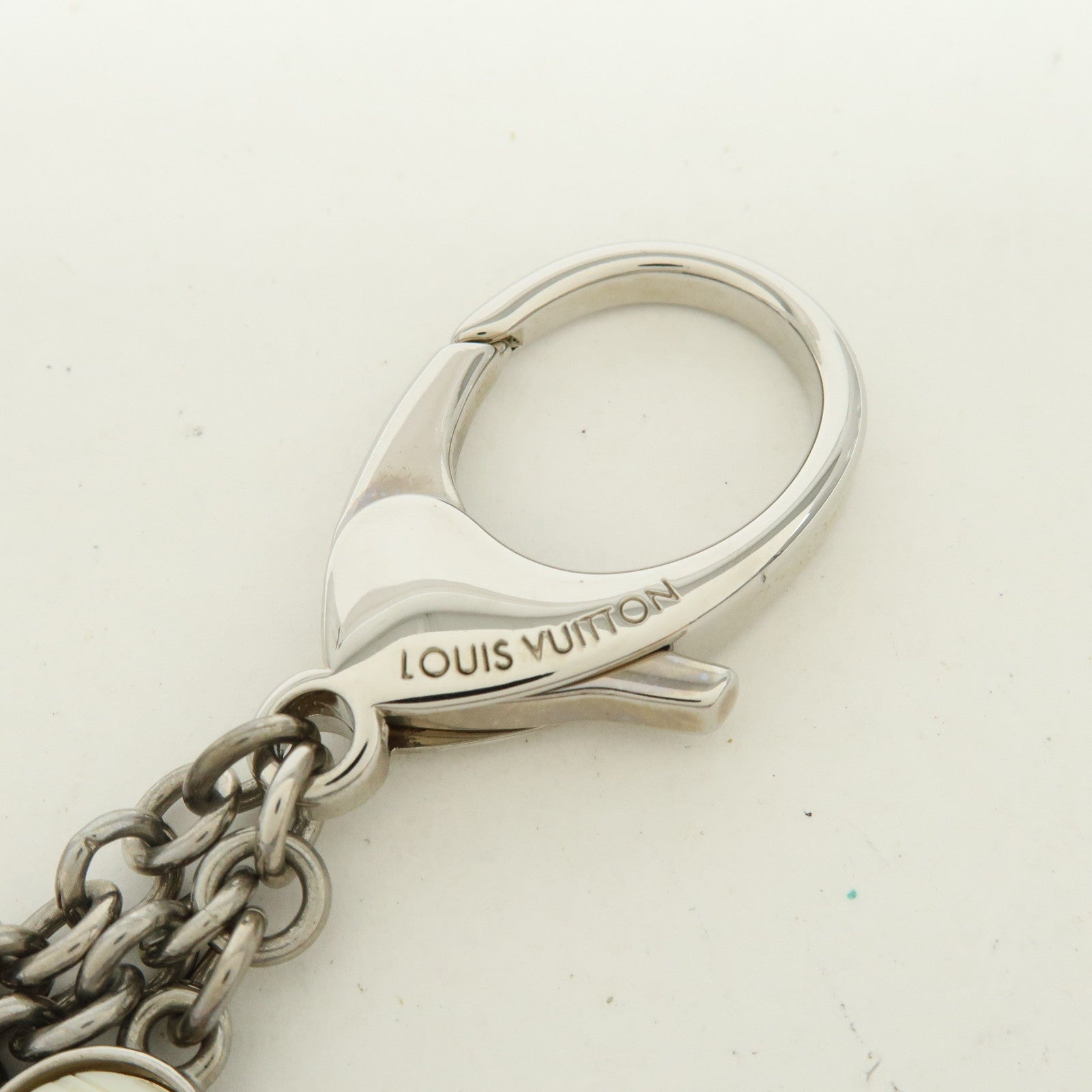 Louis Vuitton Bijoux Sac Fleur de Epi Bag Metal Charm White M65085