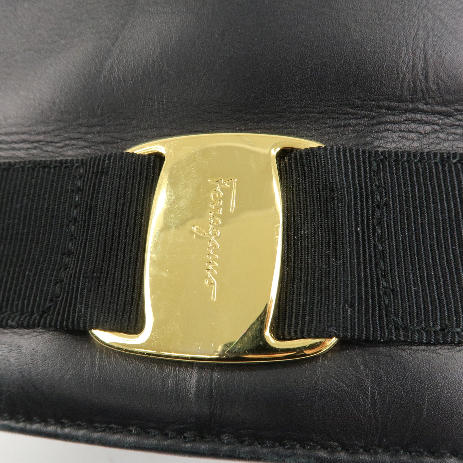 Ferragamo Vara Ribbon Leather Backpack Shoulder Bag Black AQ215676 Used