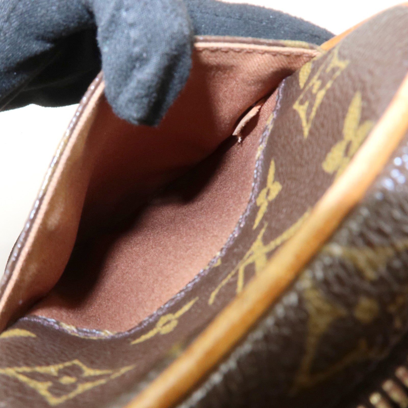 Louis Vuitton Monogram Pochette Gange Cross Body Bag M51870