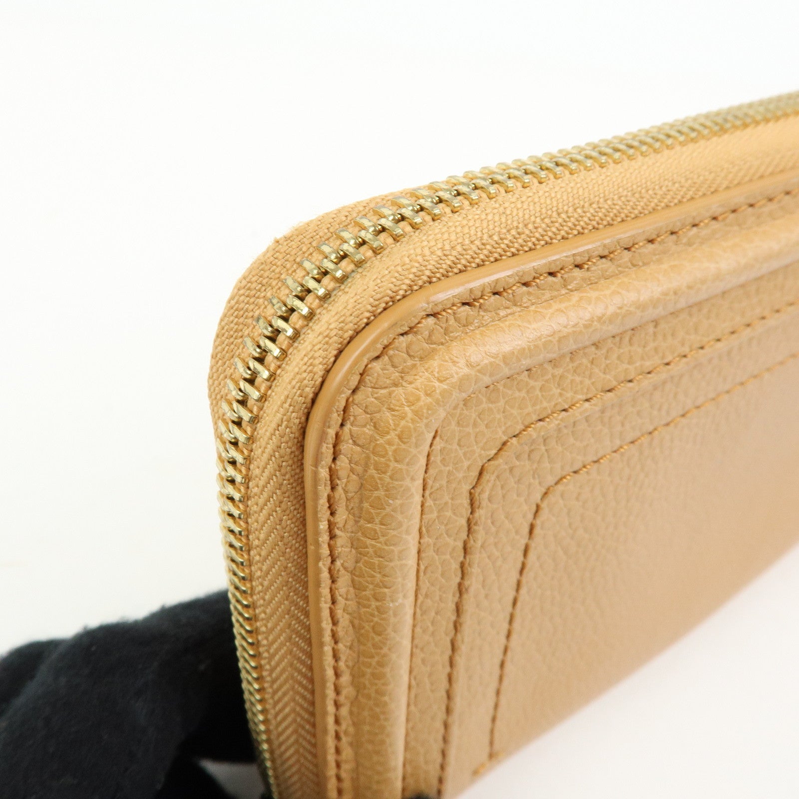 Chloe Paraty Leather Round Zippy Long Wallet Light Brown