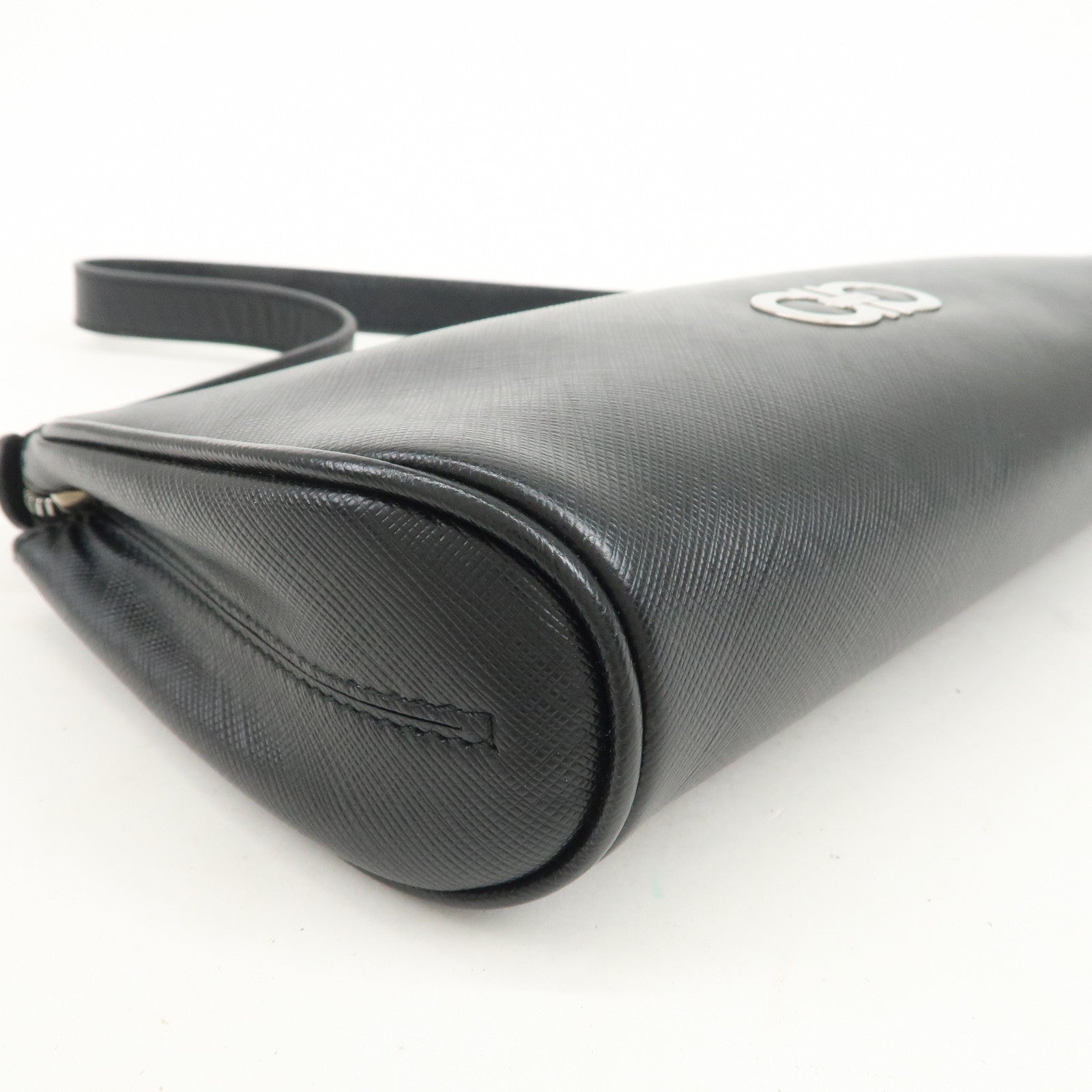 Ferragamo Gancini Leather Shoulder Bag Hand Bag Black