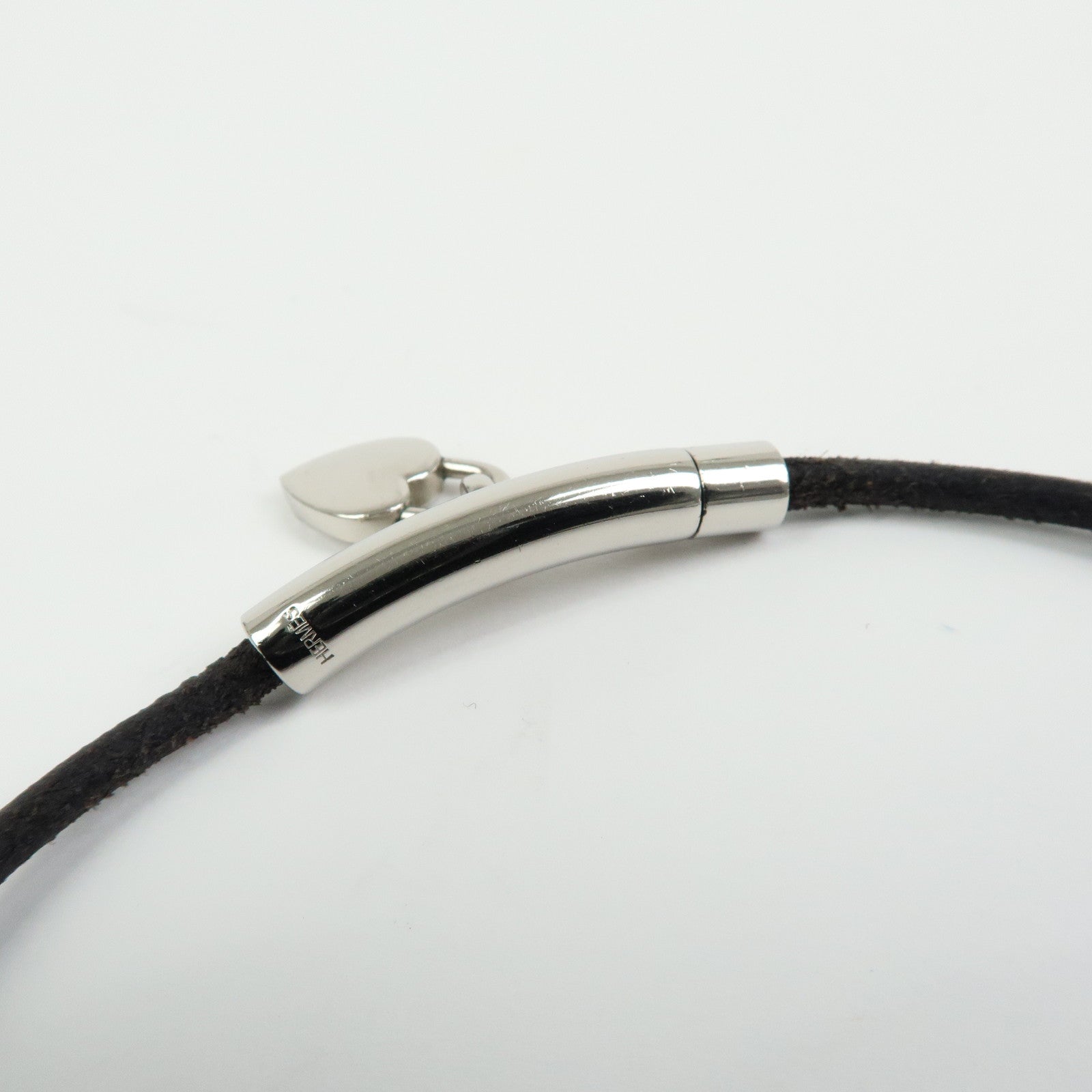 HERMES Metal Leather Vivaldi Fantasy Heart Cadena Necklace Black