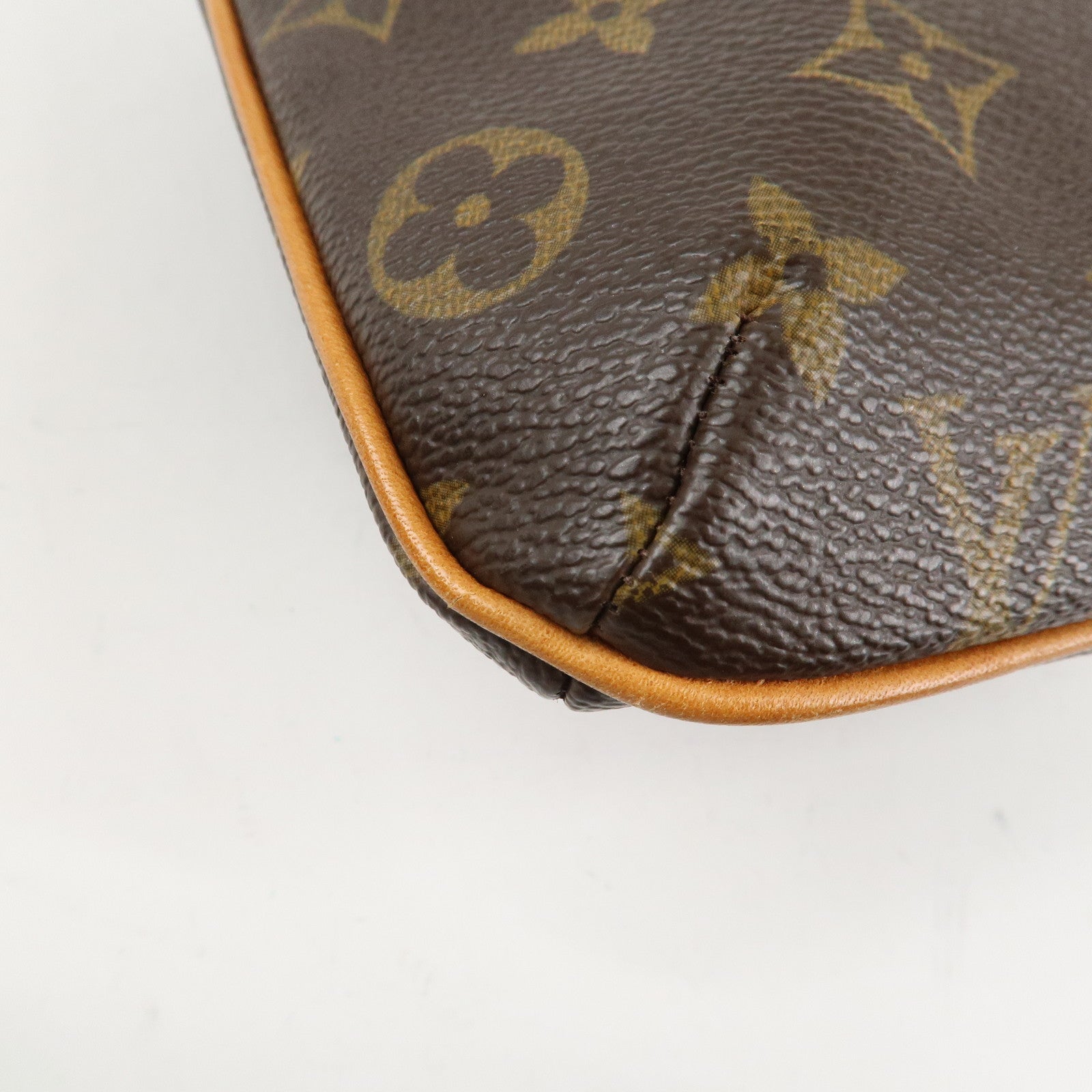 Louis Vuitton Monogram Partition Pouch Clutch Bag M51901 Used