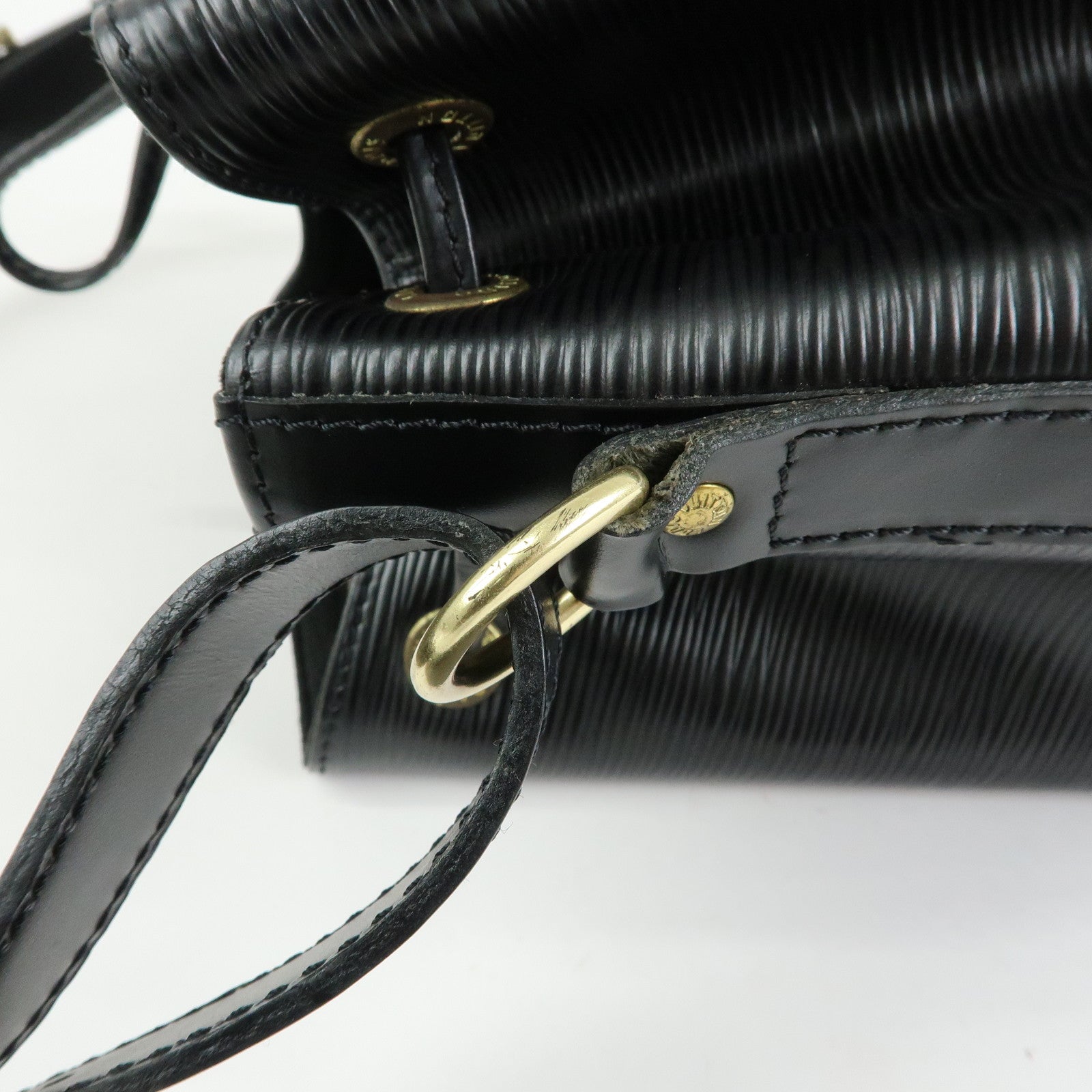 Louis Vuitton Epi Leather Petit Noe Shoulder Bag Noir Black M44102