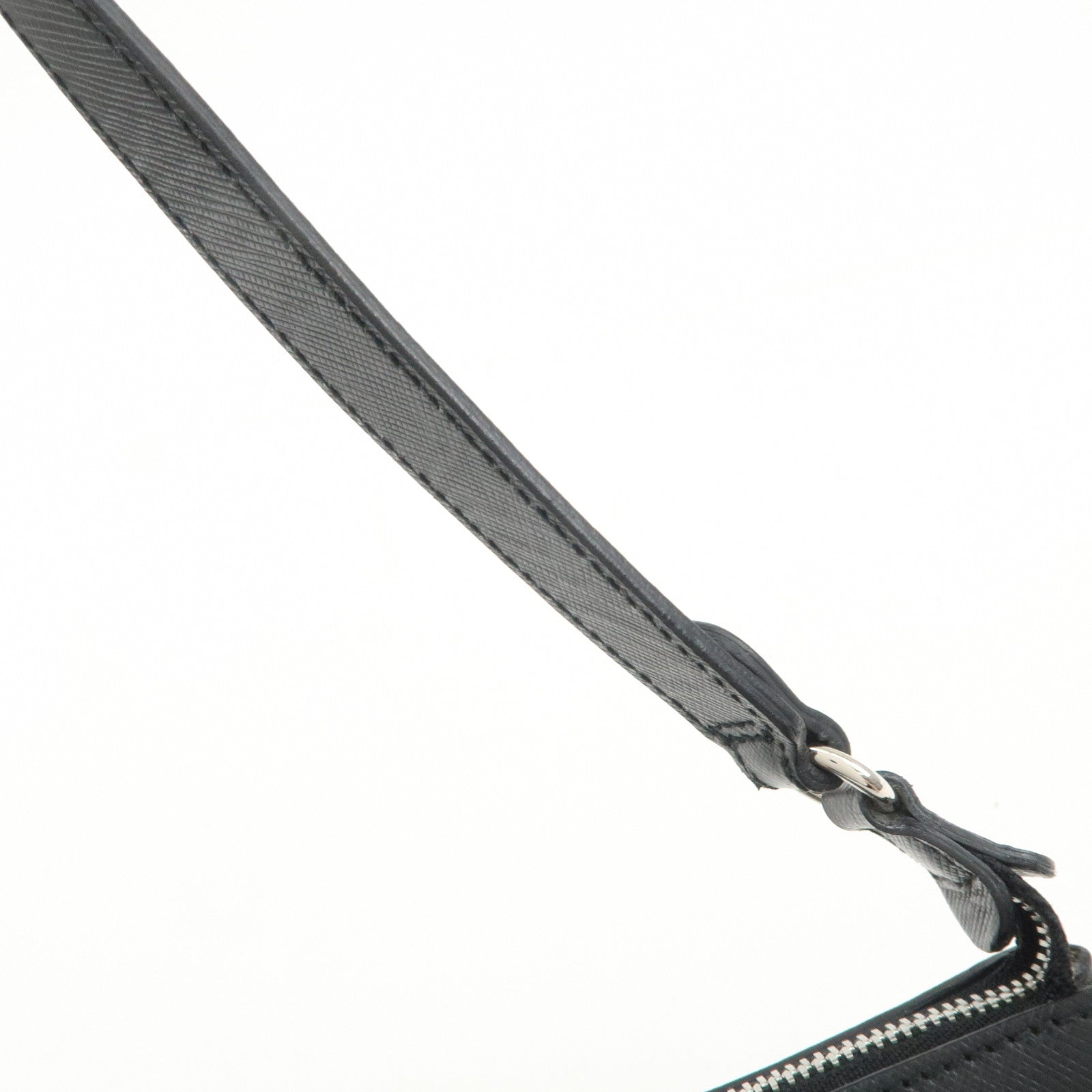 Ferragamo Gancini Leather Shoulder Bag Hand Bag Black