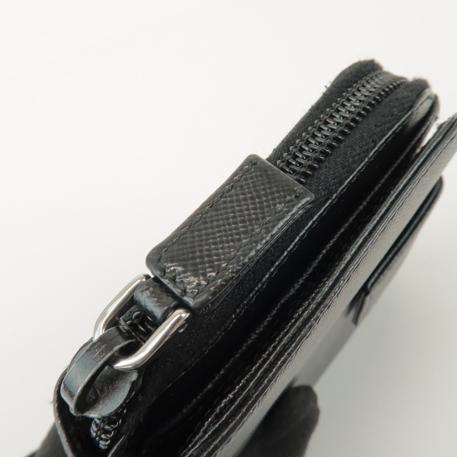 PRADA Logo Leather Round Zippy Bi-fold Wallet Black 1ML522