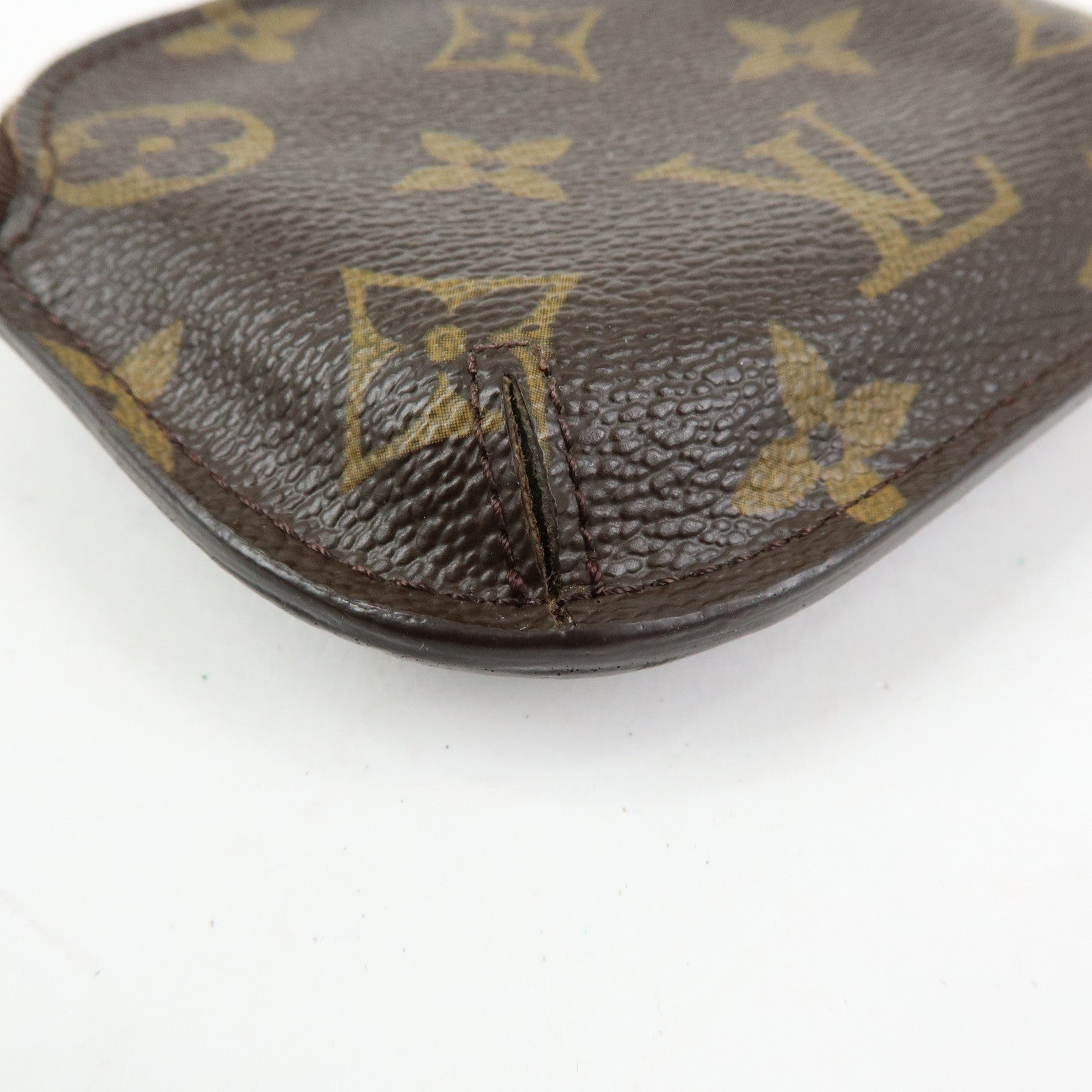 Louis Vuitton Monogram Porte Monnaie Shilling Coin Case M60025