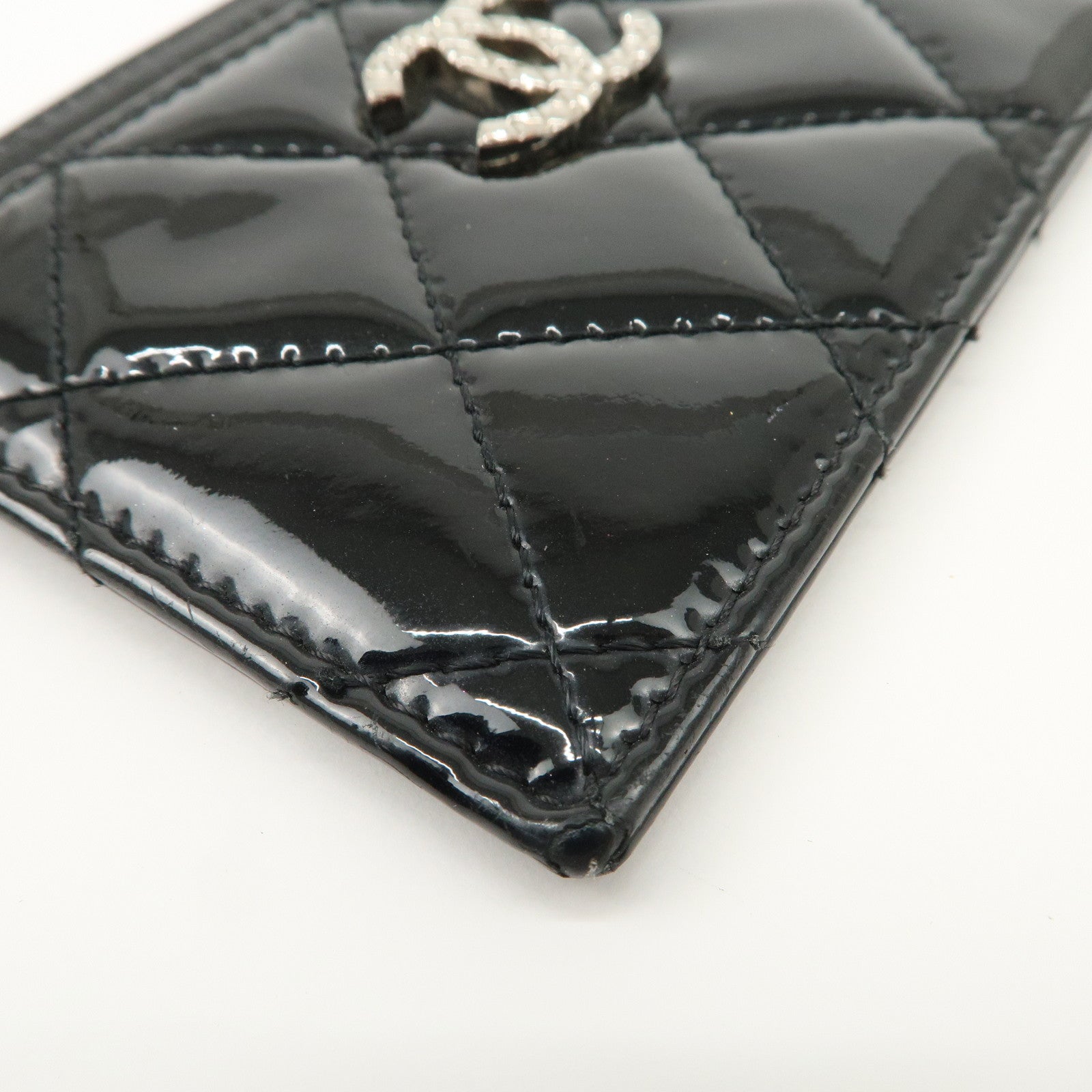 CHANEL COCO Mark Matelasse Patent Leather Card Case Black A48703