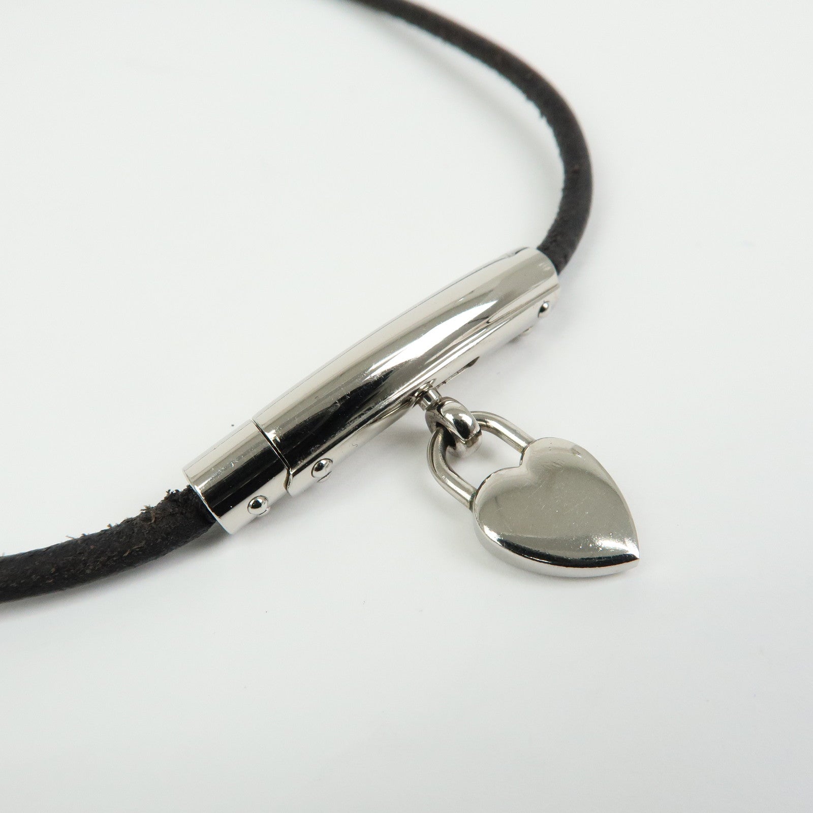 HERMES Metal Leather Vivaldi Fantasy Heart Cadena Necklace Black