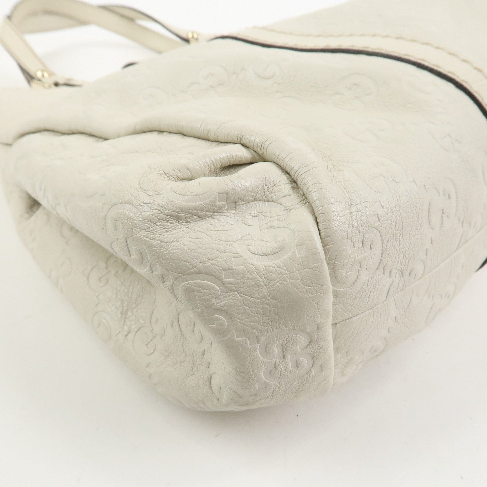 GUCCI Guccissima Leather Tote Bag Shoulder Bag White 211935