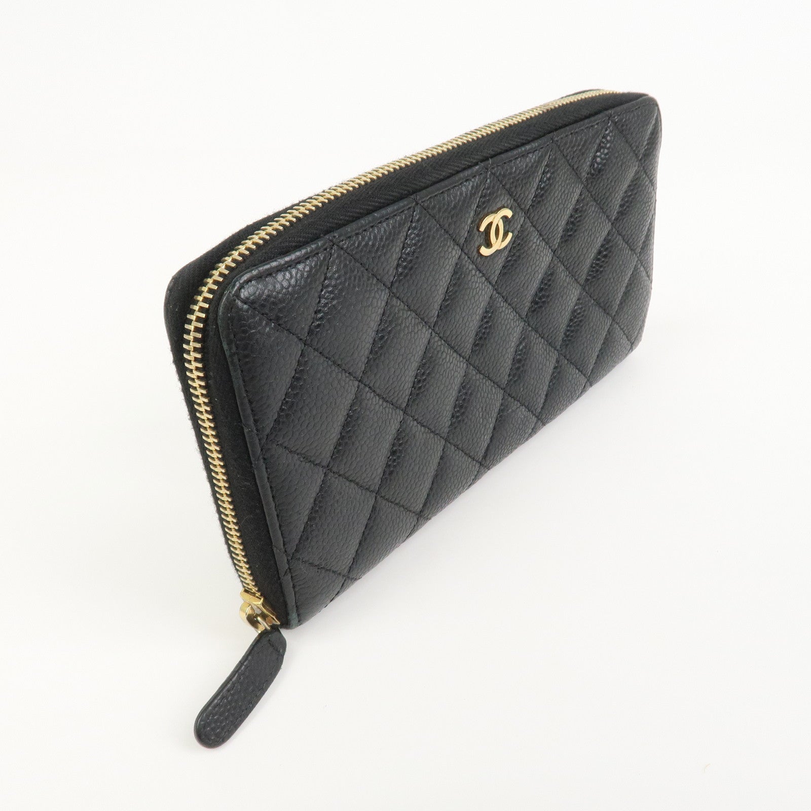 CHANEL COCO Mark Matelasse Classic Round Zippy Wallet Black AP0242