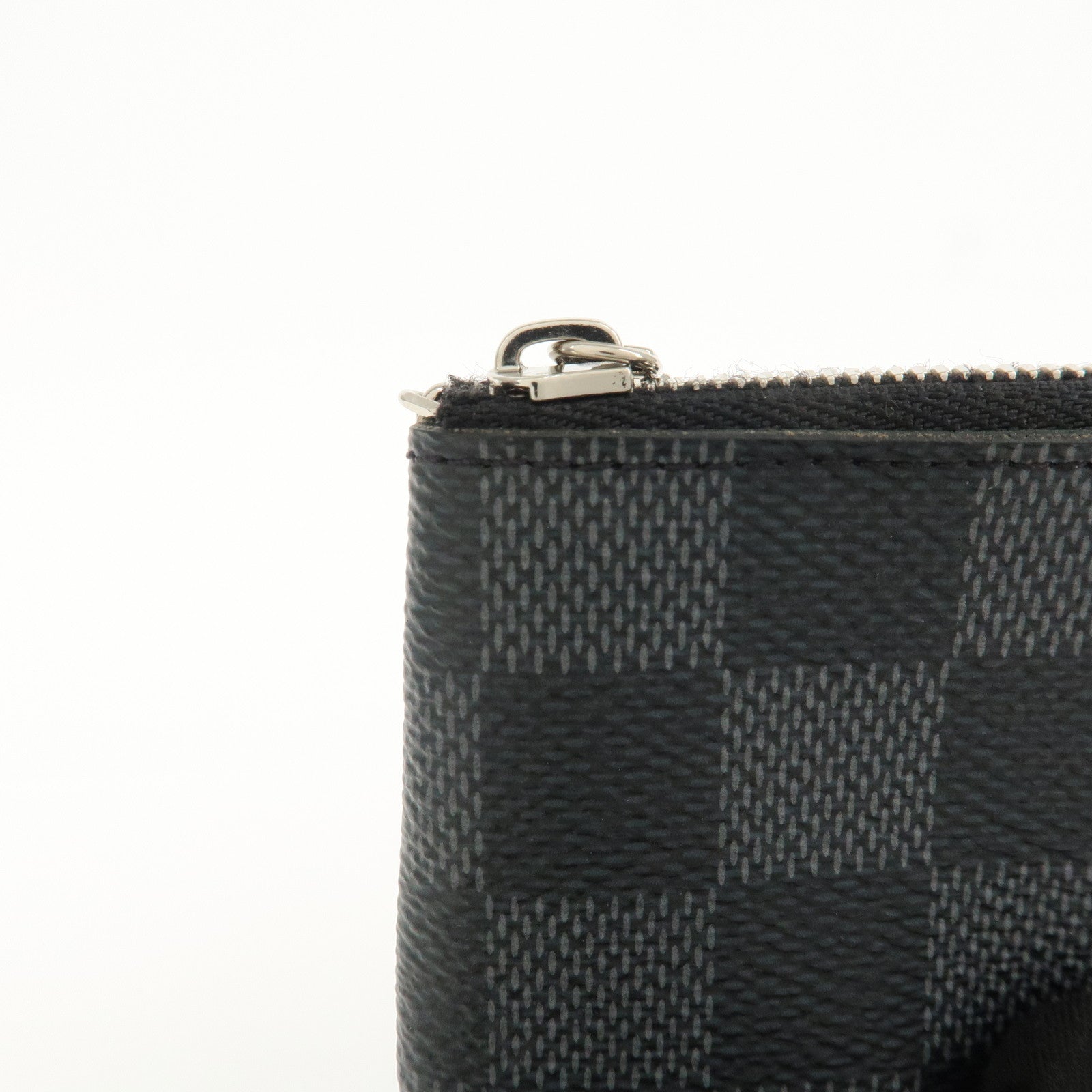 Louis Vuitton Damier Graphite Pochette Cles Coin Case Black N60155