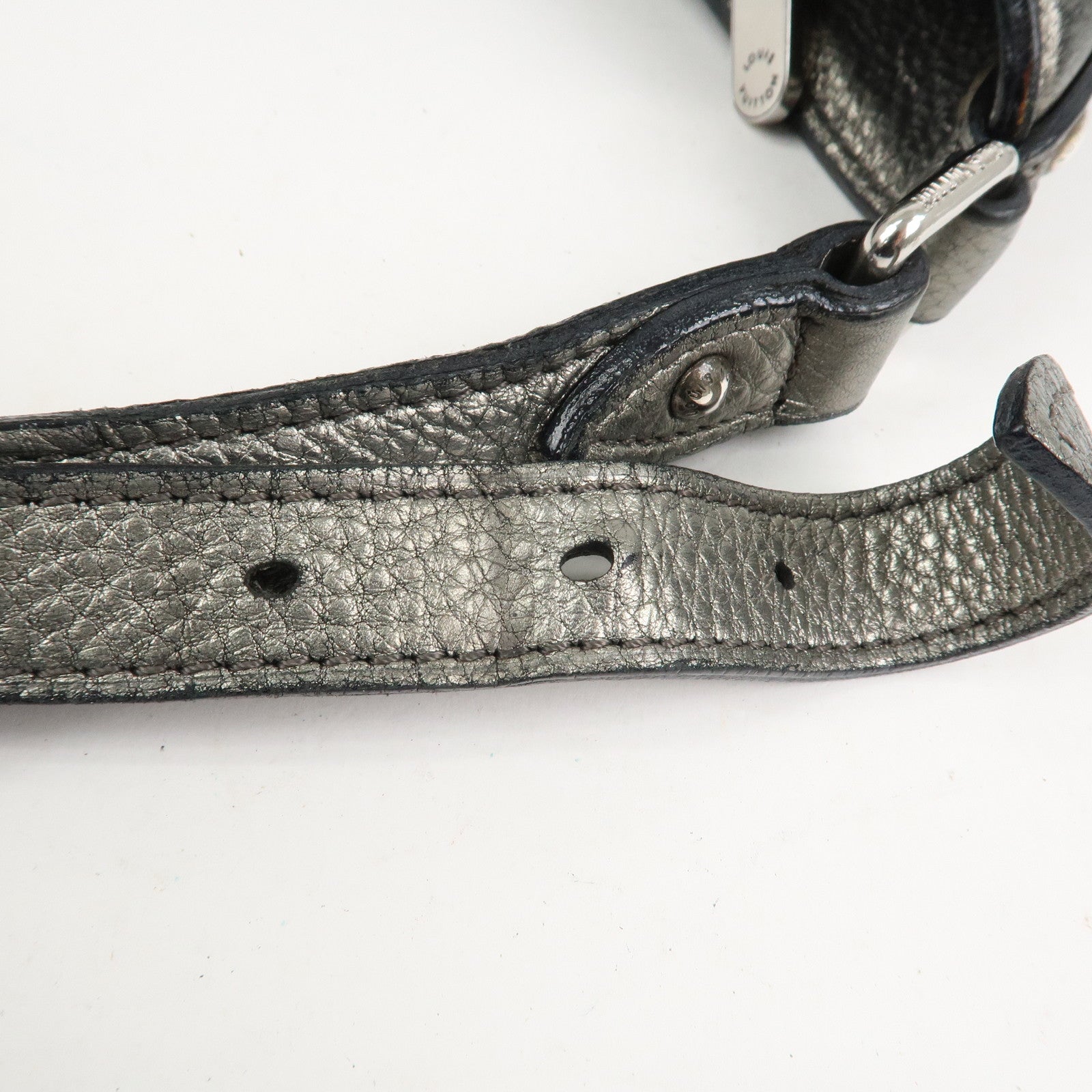 Louis Vuitton Monogram Mahina XS Shoulder Bag Argent M95718