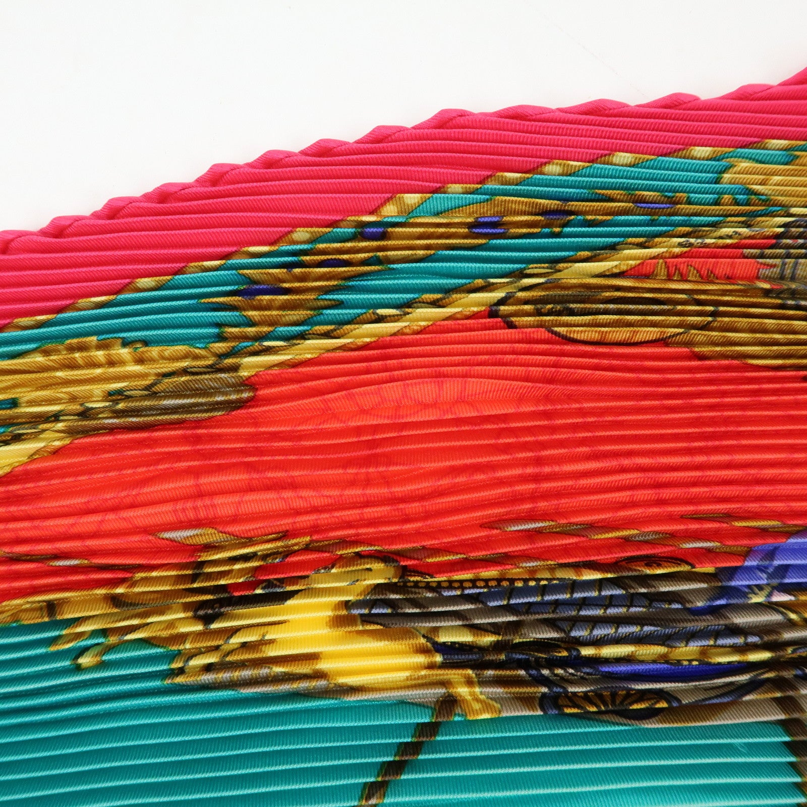 HERMES Pleated Carre 90 Set of 2 Silk 100% Scarf Green Pink