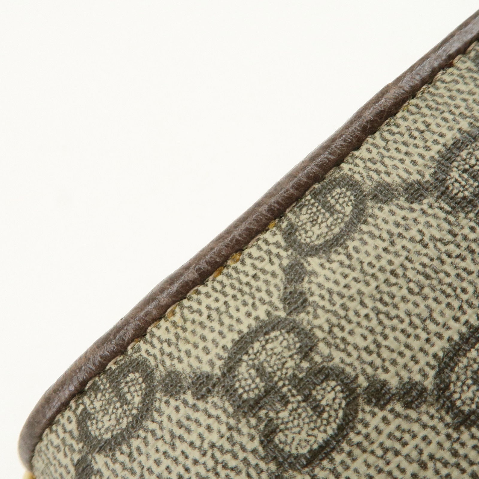 GUCCI Ophidia GG Supreme WOC Chain Wallet Long Wallet Brown 546592