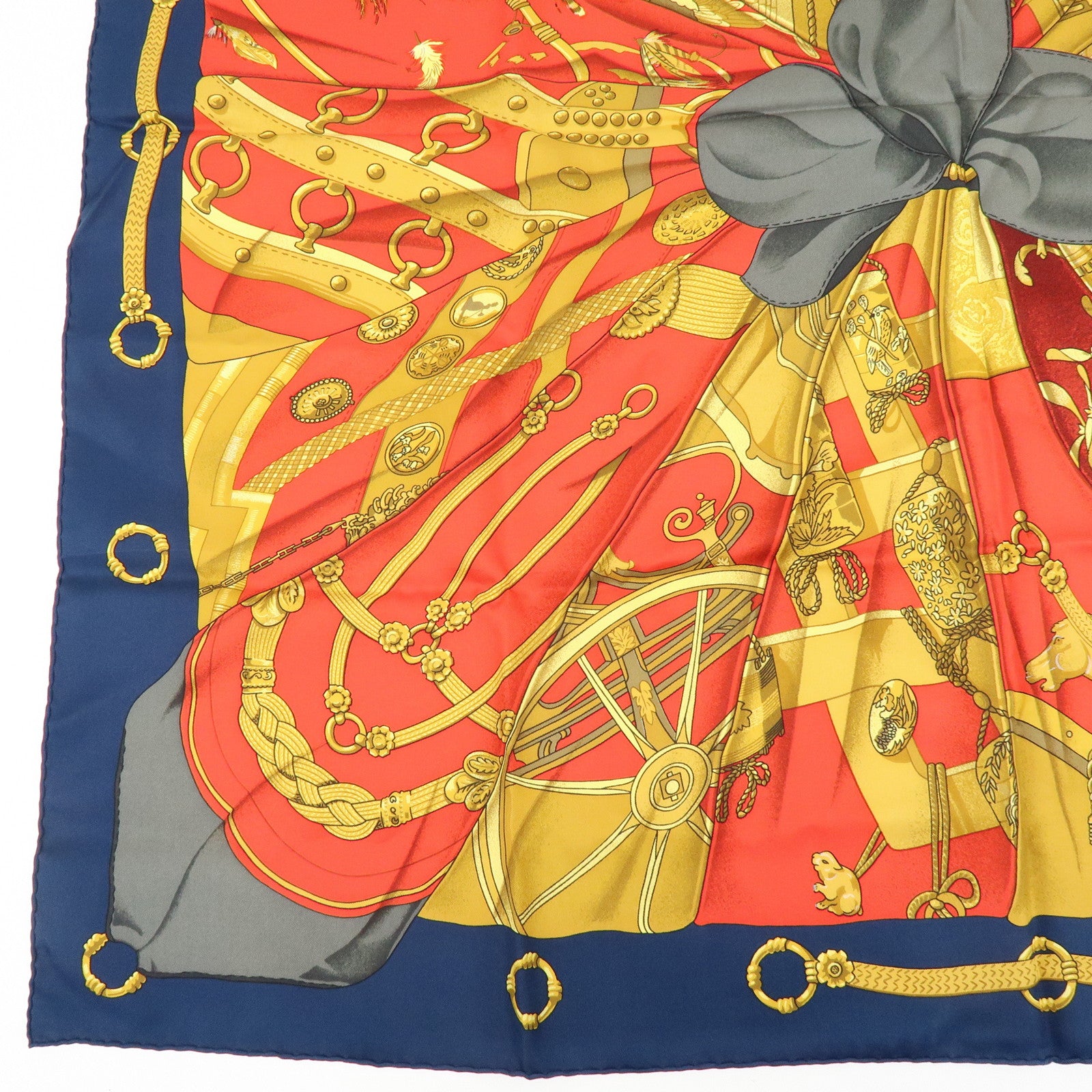 HERMES Carre 90 Silk 100% Soleil de Soie Scarf Gold Red Navy