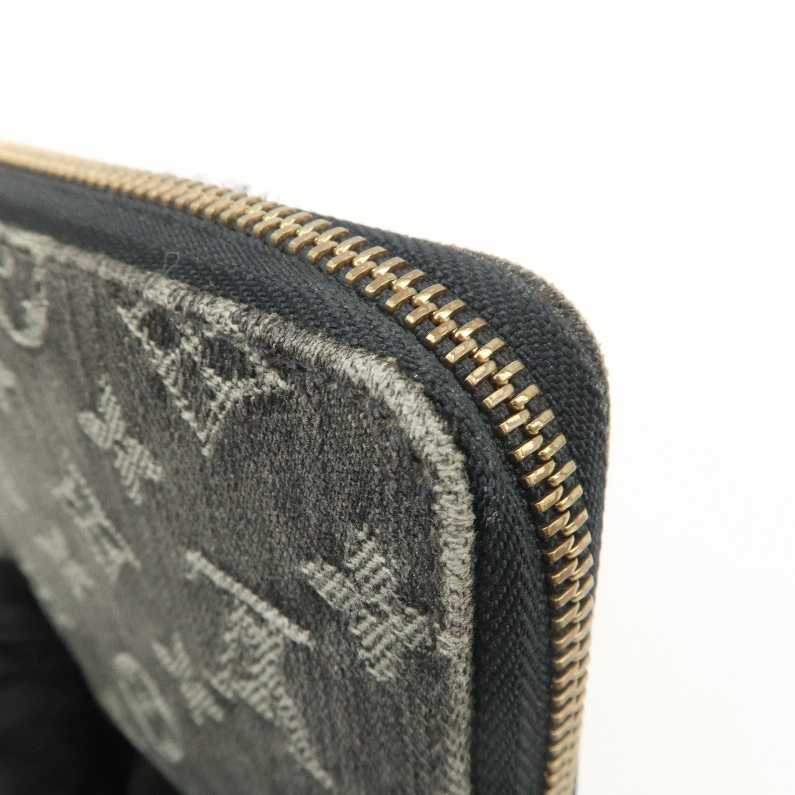 Louis Vuitton Monogram Denim Zippy Wallet Noir Black M95614