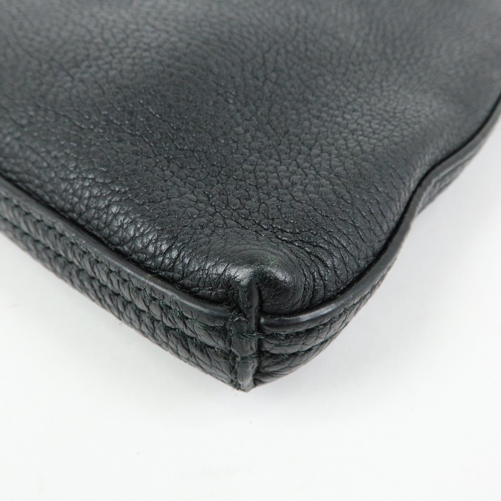 GUCCI Sherry Vintage Logo Leather Clutch Bag Black 500981