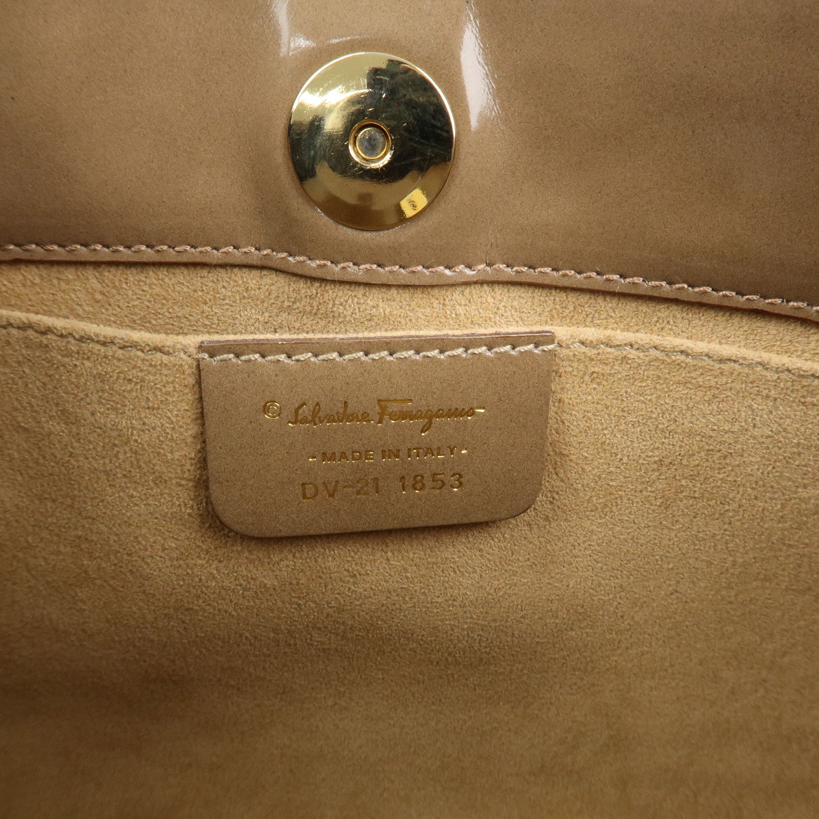 Ferragamo Gancini Patent Leather Chain Shoulder Bag Beige Gold HDW