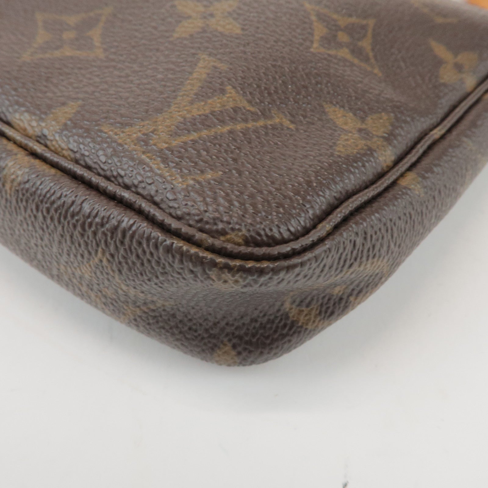 Louis Vuitton Monogram Pochette Accessoires Pouch Hand Bag M51980