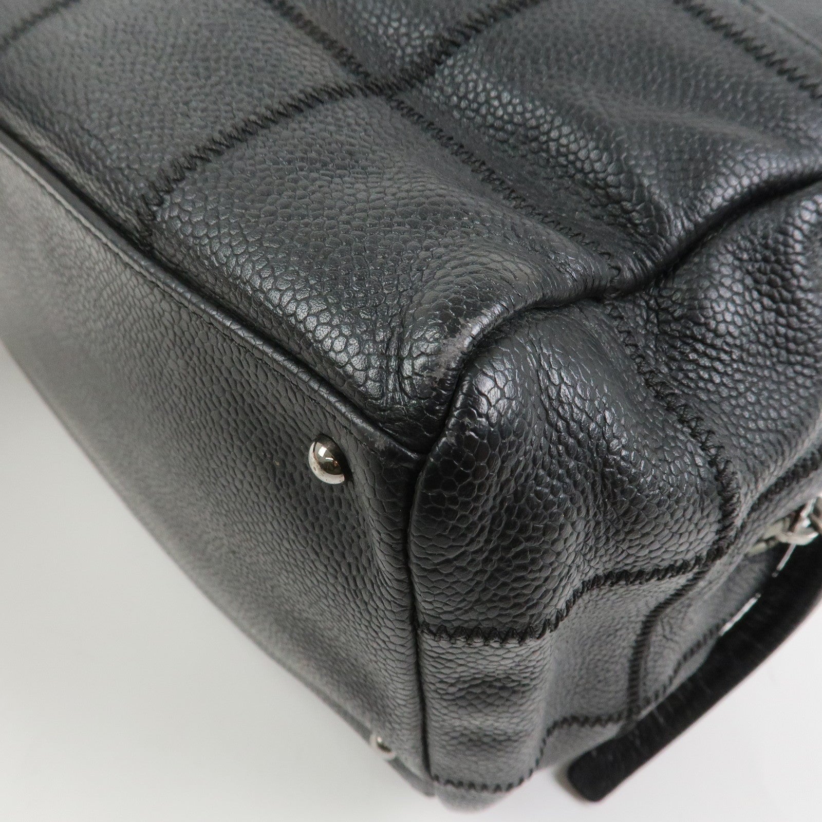 CHANEL Chocolate Bar Caviarskin Boston Bag Hand Bag Black A28023