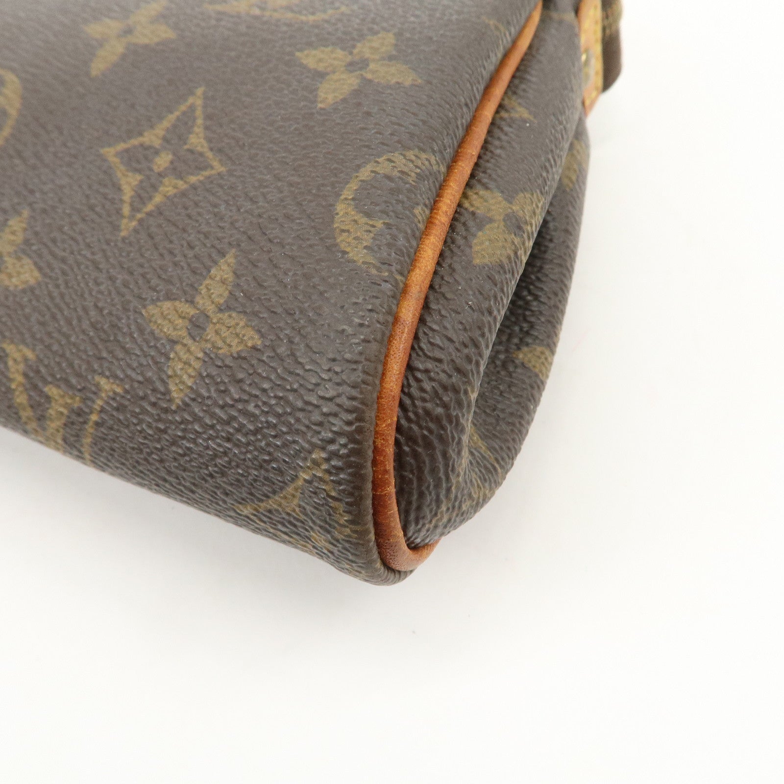 Louis Vuitton Monogram Eva Pouch Shoulder Bag Hand Bag M95567