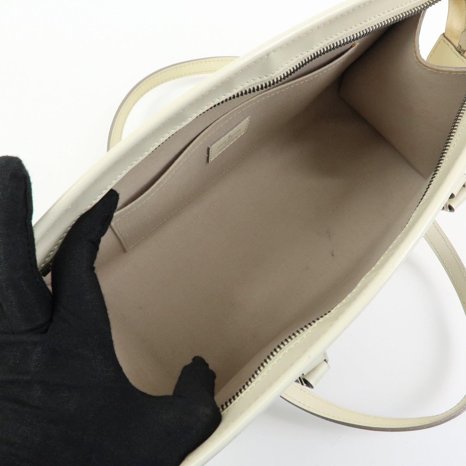 Louis Vuitton Epi Madeleine PM Hand Bag Ivoire White M5933J