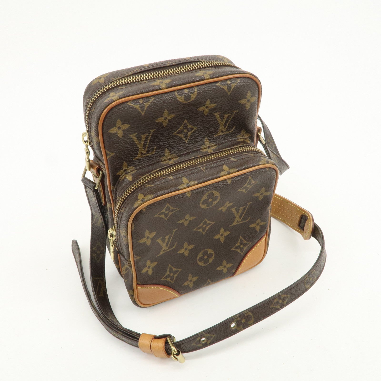 Louis Vuitton Monogram Amazone Shoulder Bag Crossbody Bag M45236