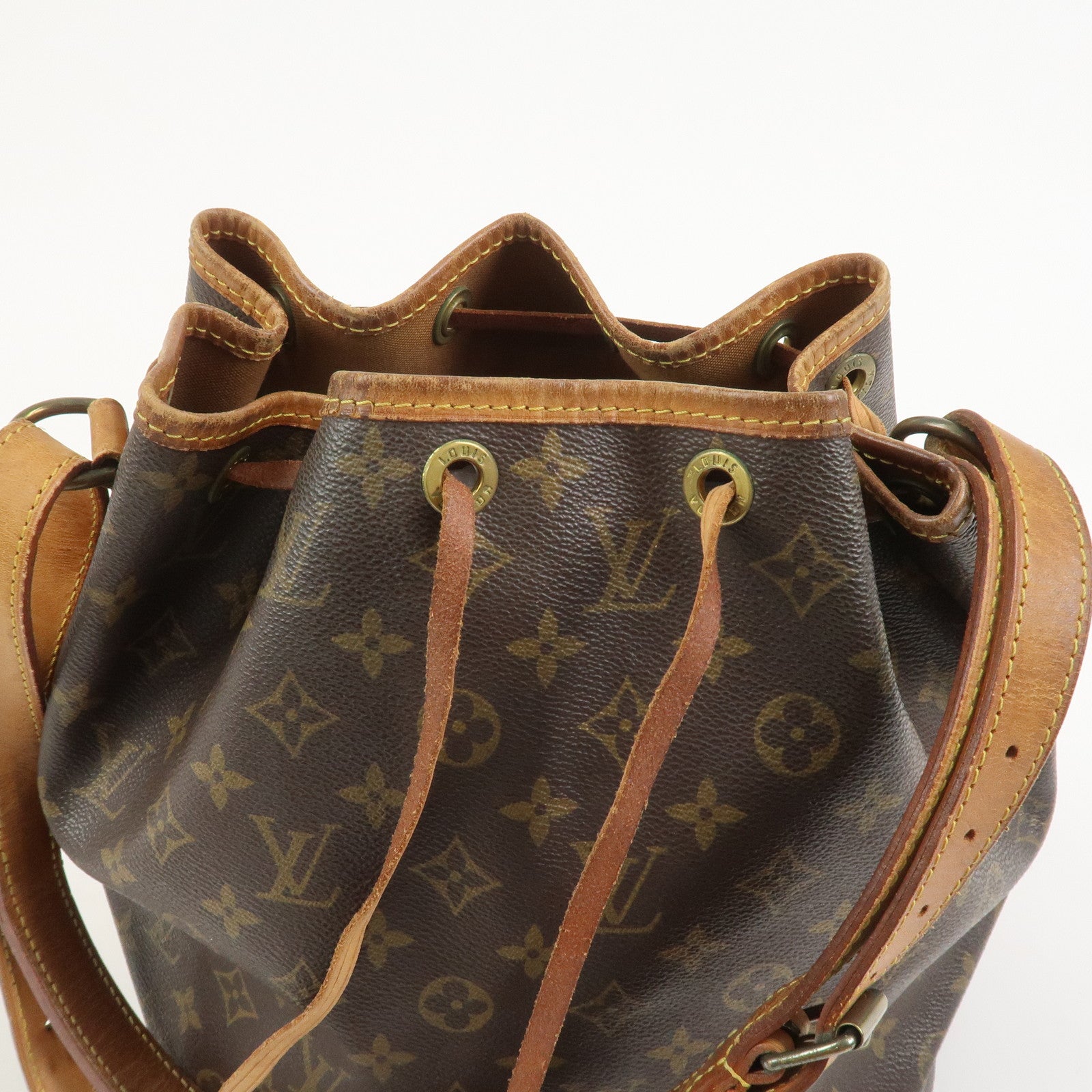 Louis Vuitton Monogram Petit Noe Shoulder Bag Brown M42226