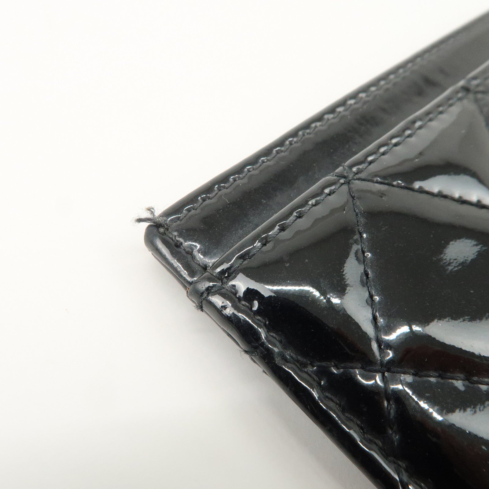 CHANEL COCO Mark Matelasse Patent Leather Card Case Black A48703