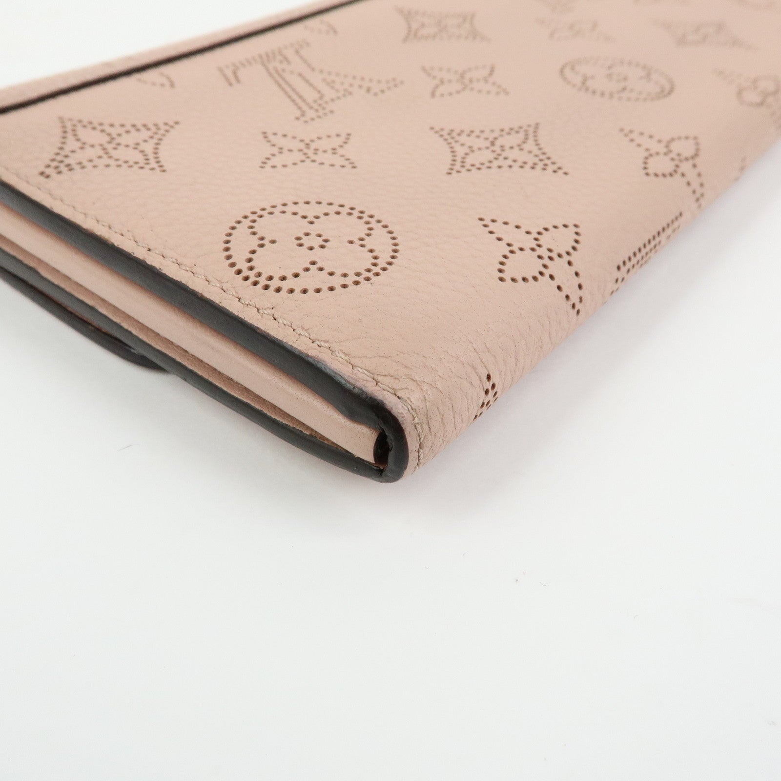 Louis Vuitton Monogram Mahina Portefeuille Iris Long Wallet M60145