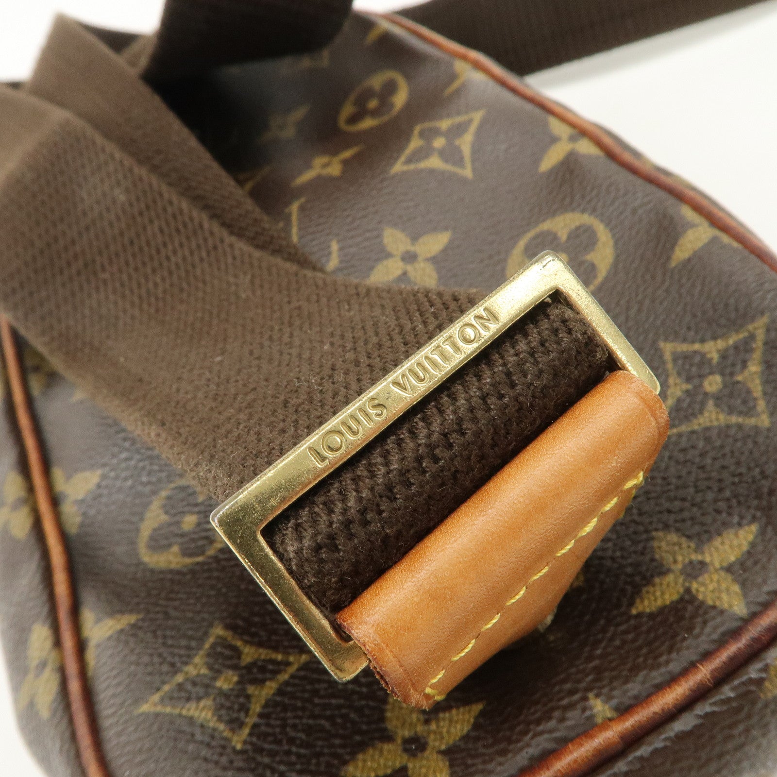 Louis Vuitton Monogram Pochette Gange Cross Body Bag M51870 Used