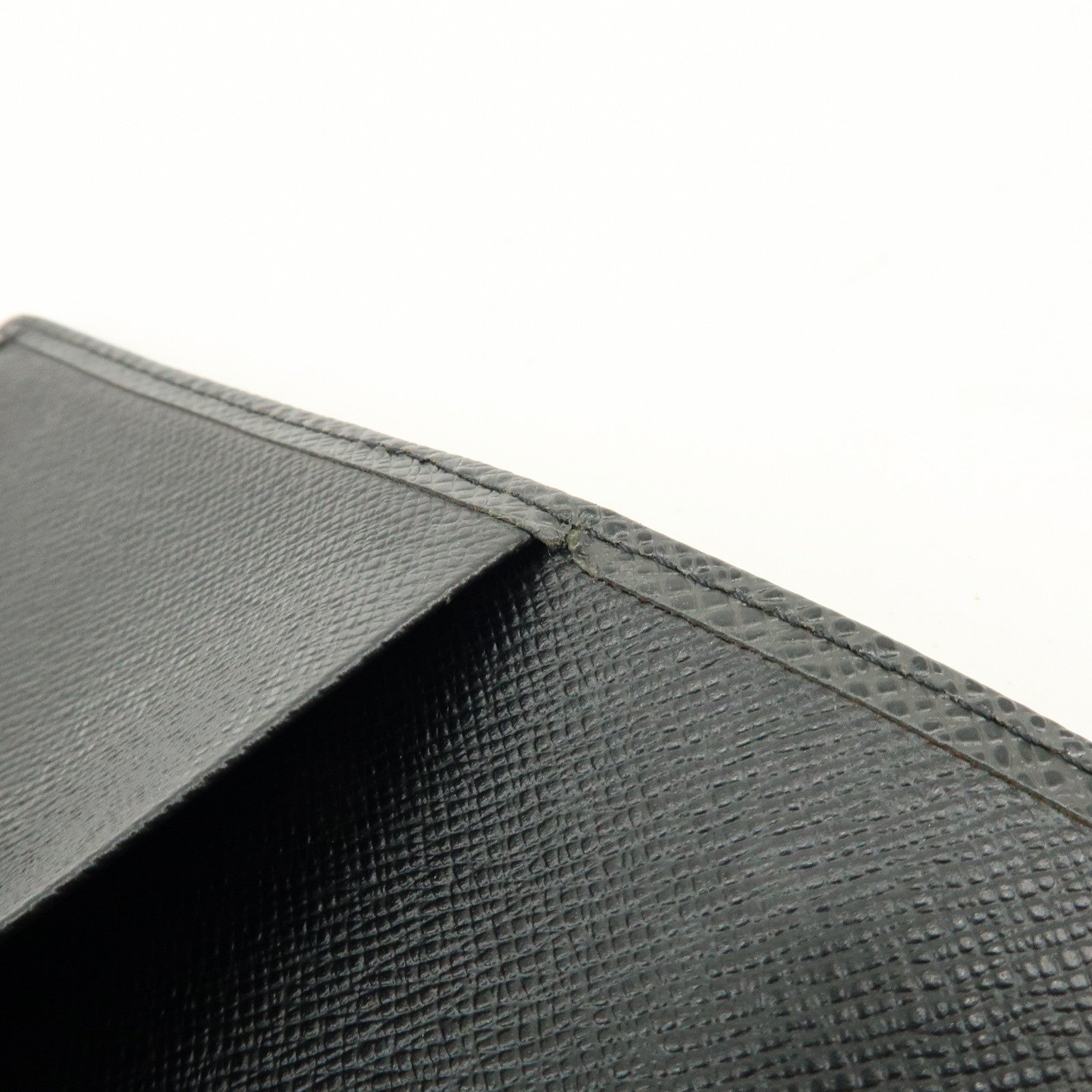 Louis Vuitton Taiga Agenda Bureau Planner Cover Ardoise R20409