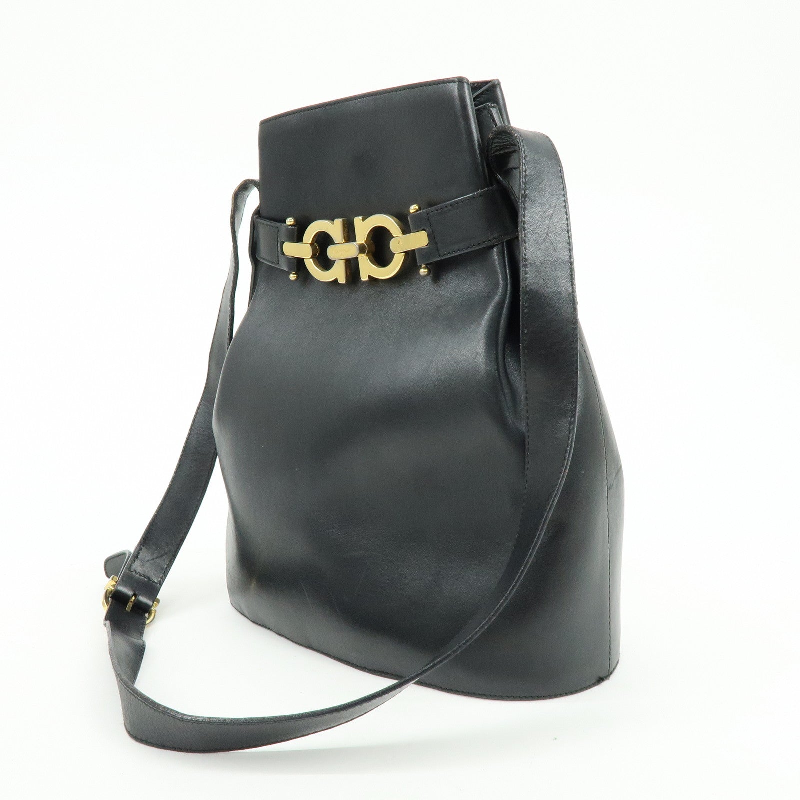 Ferragamo Gancini Leather Shoulder Bag Hand Bag Black