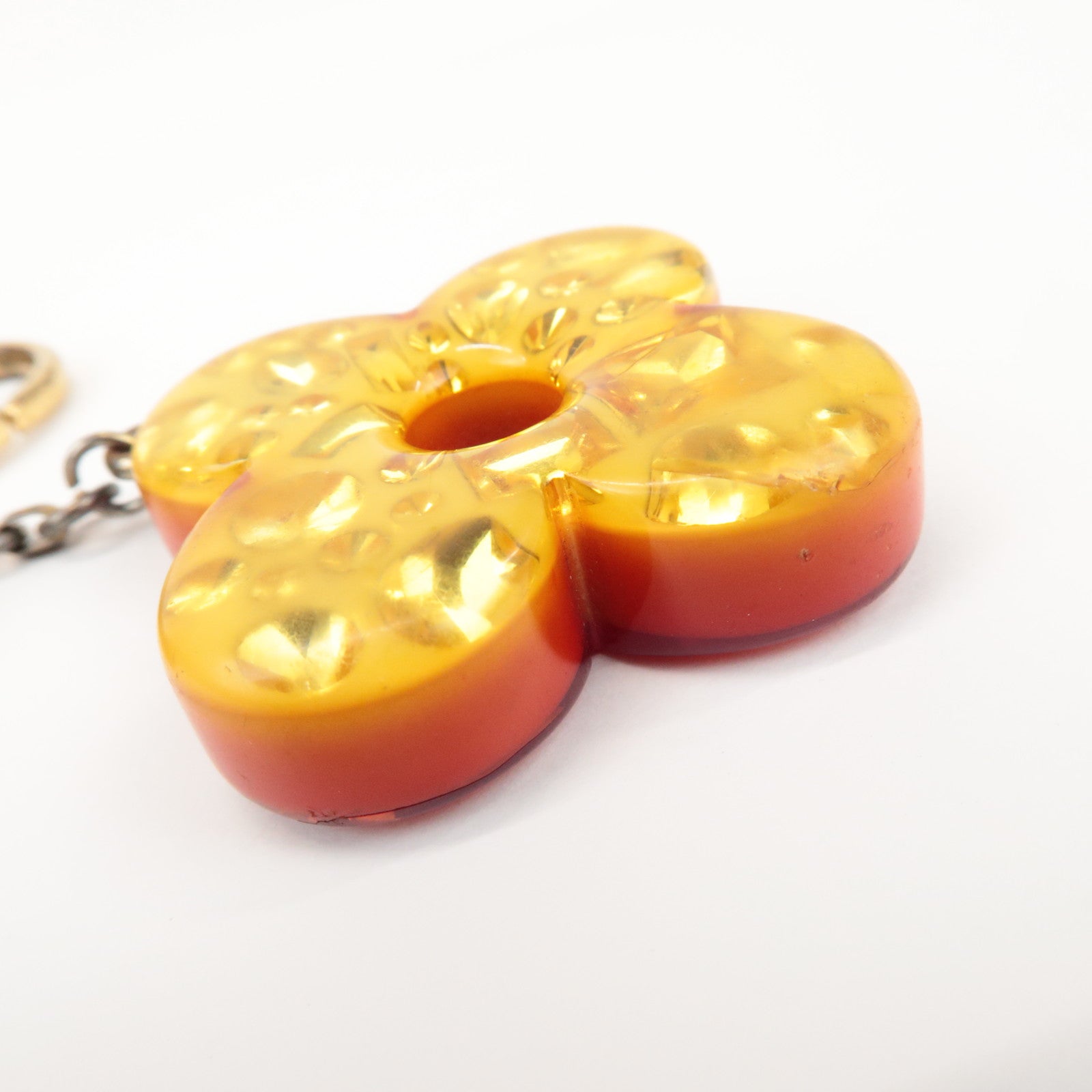 Louis Vuitton Bijou Sac Glam Flower Plastic Metal Key Chain M65982