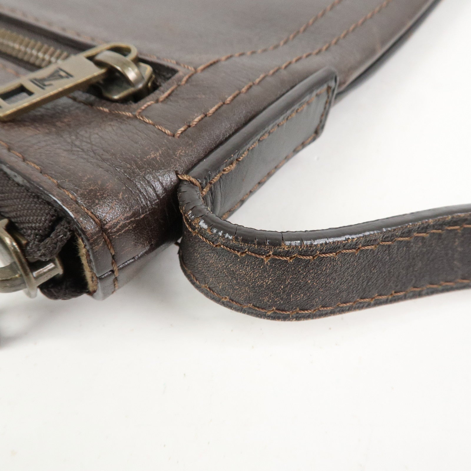 Louis Vuitton Utah Calf Pochette Shawnee Shoulder Bag Cafe M93452