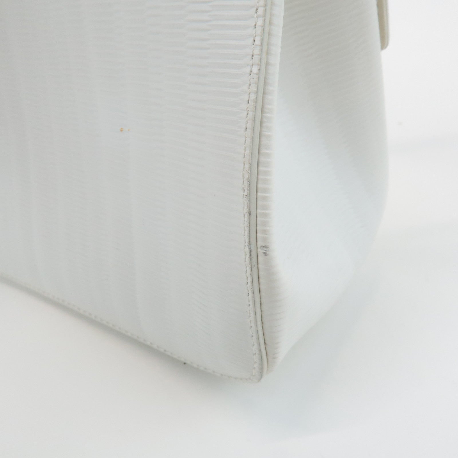 Ferragamo Gancini  Leather Shoulder Bag White Silver HDW Used