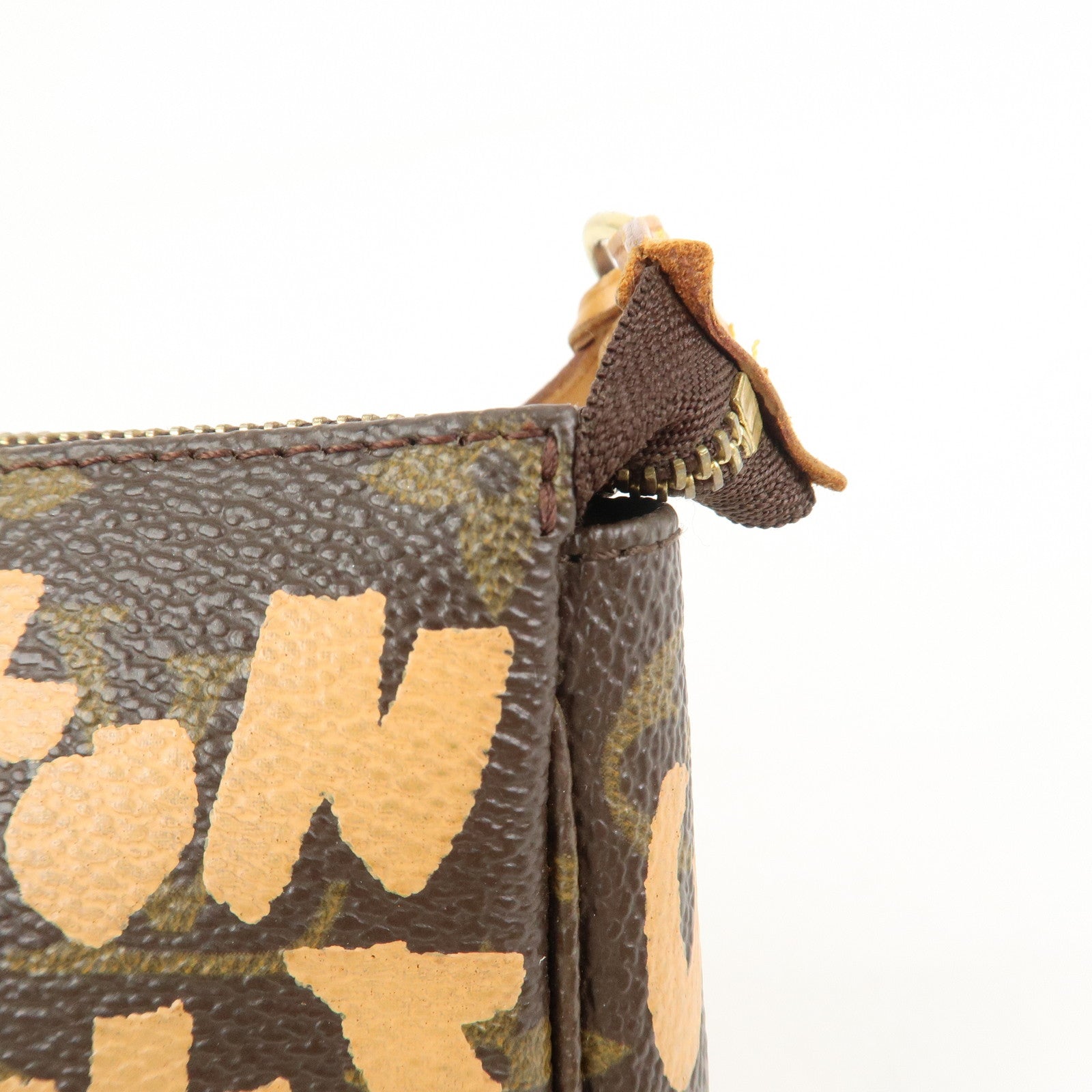 Louis Vuitton Monogram Graffiti Pochette Accessoires HandBag M92193