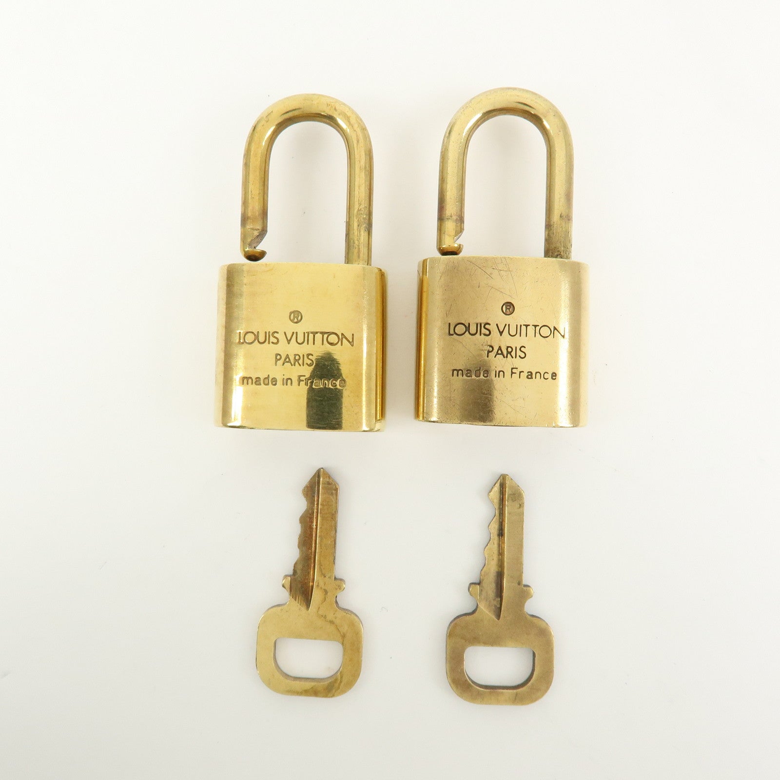 Louis Vuitton Set of 10 Lock & Key Cadena Key Lock Used