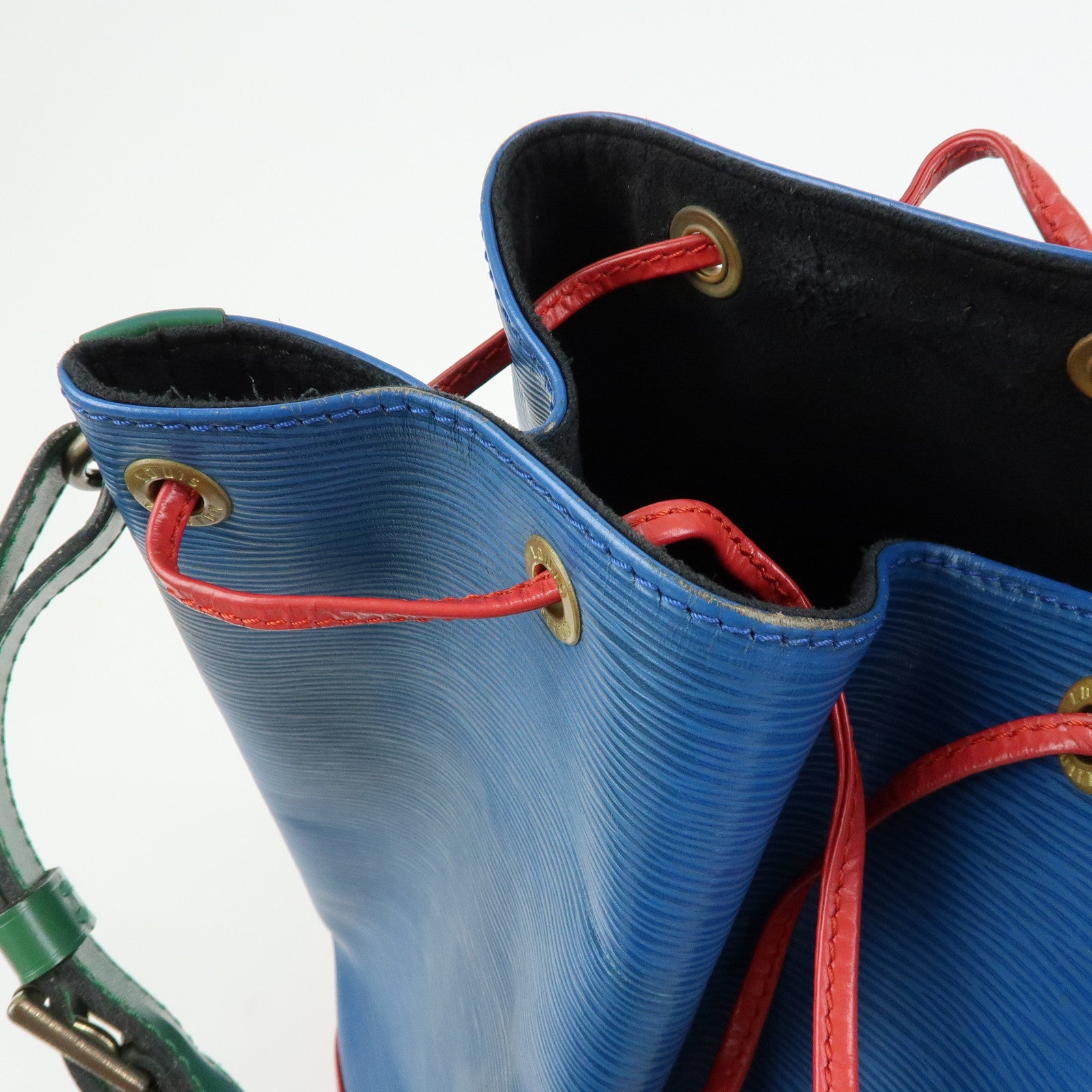 Louis Vuitton Epi Noe Tricolor Shoulder Bag Blue Green Red M44082