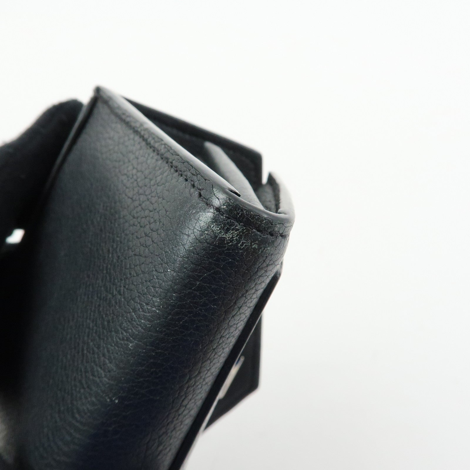 Louis Vuitton Portefeuille My Lockme Leather Wallet Noir M62530