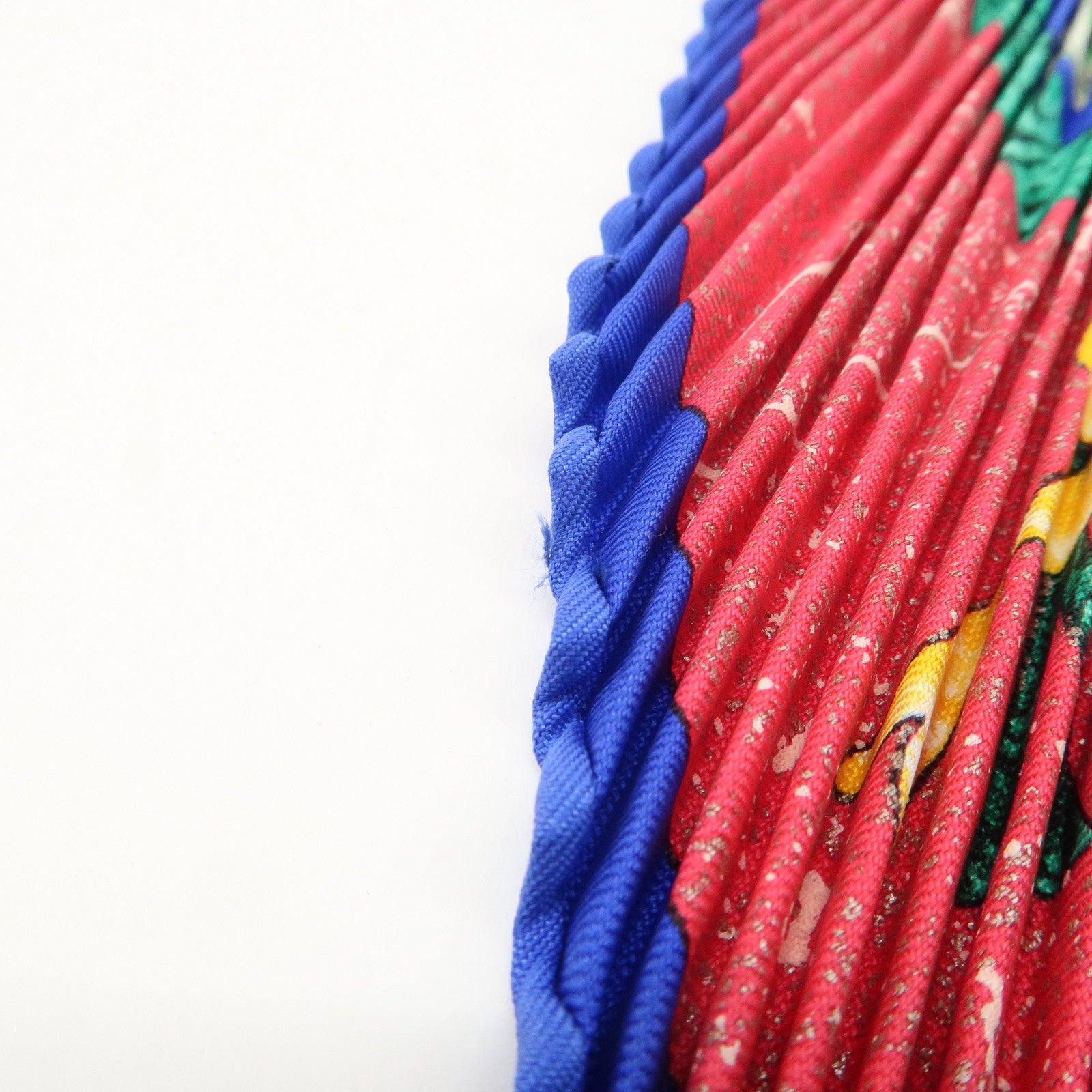 HERMES  Carre 90 Silk 100% Pleats Scarf PIERRES d' ORIENT et OGGIDENT Blue