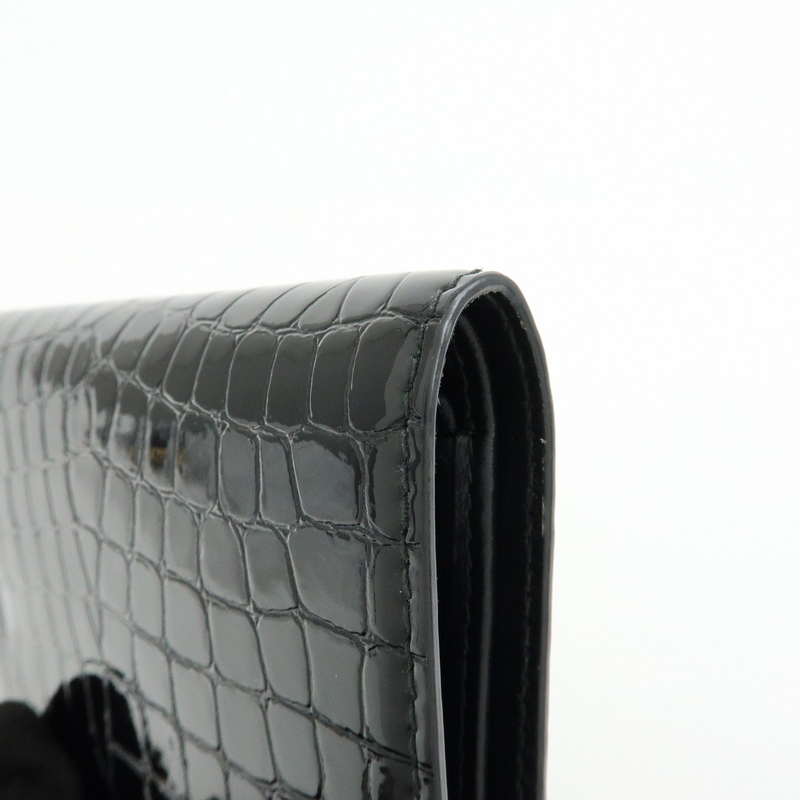 MIU MIU Embossed Patent Leather Bi-fold Compact Wallet Black 5MV204