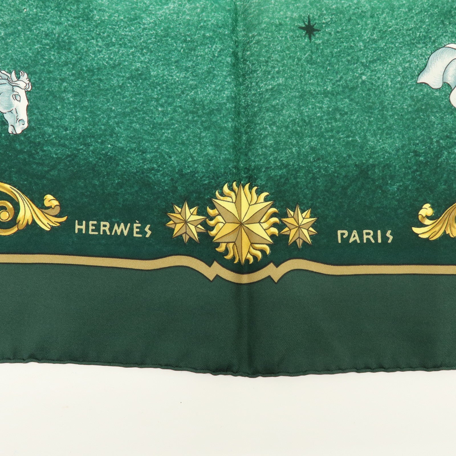 HERMES Carre 90 Silk 100% COSMOS Scarf Green
