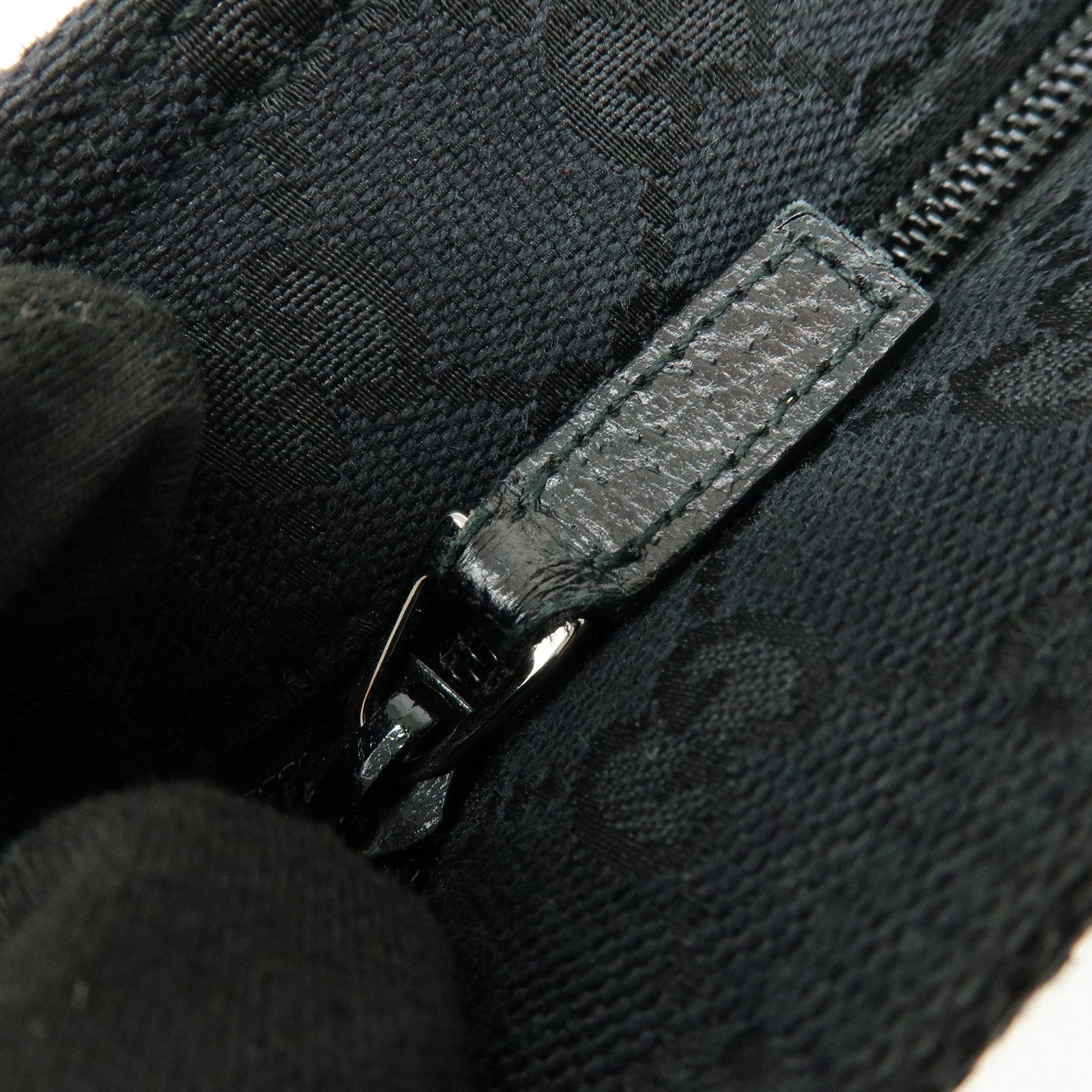 GUCCI Sherry Leather Shoulder Bag Crossbody Bag Black 189749