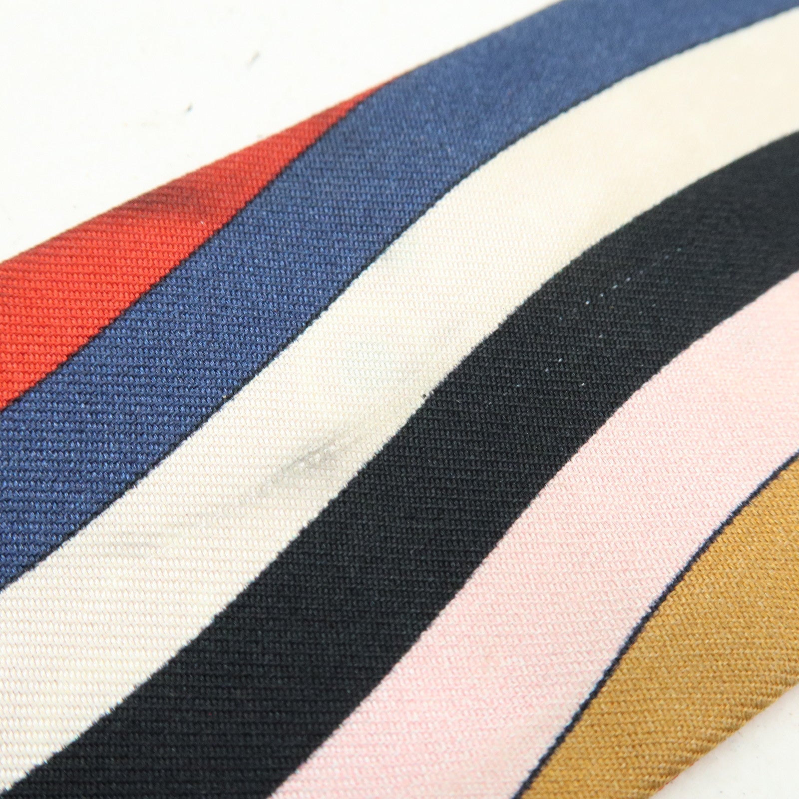 FENDI Wrappy Silk 100%  Scarf Red Multicolor