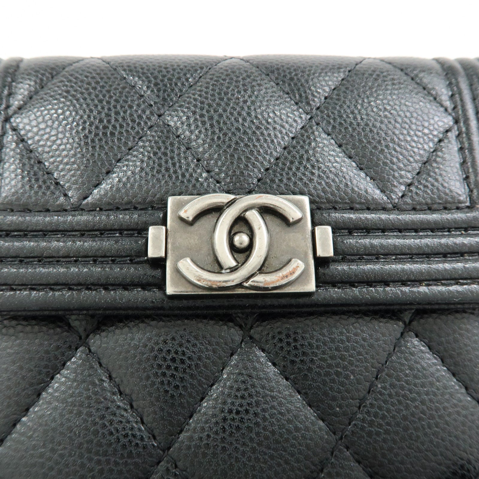 CHANEL BOY CHANEL Matelasse Caviarskin Compact Wallet Black A80734