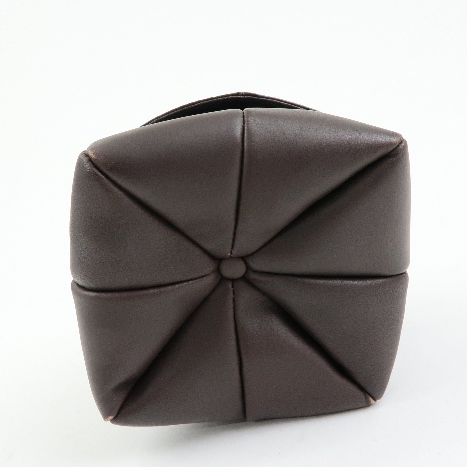 Ferragamo Leather Shoulder Bag Crossbody Bag Acorn Bag Dark Brown
